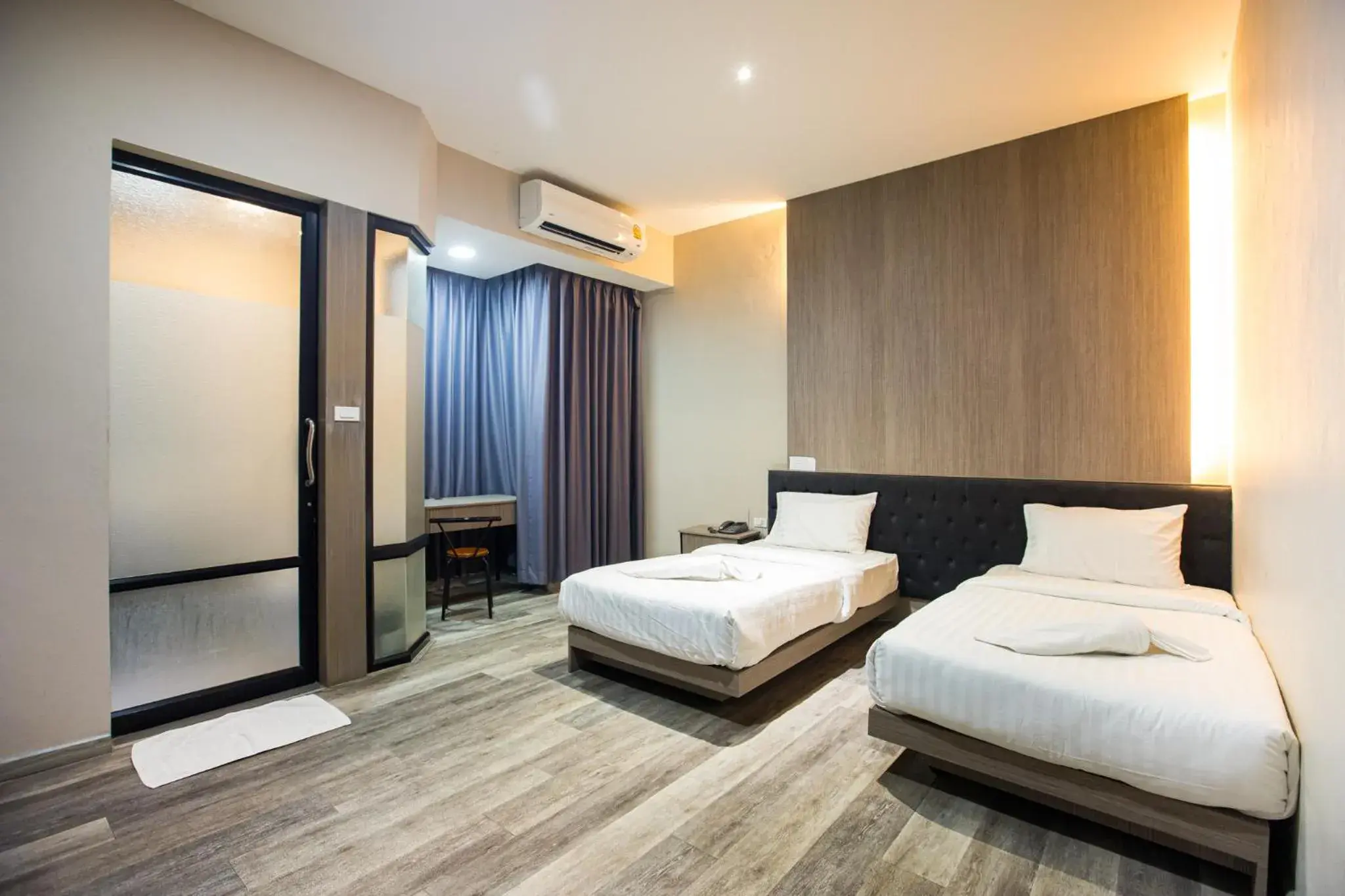 Superior Twin Room in Tara Park Resotel Superior Twin Room in Tara Park Resotel