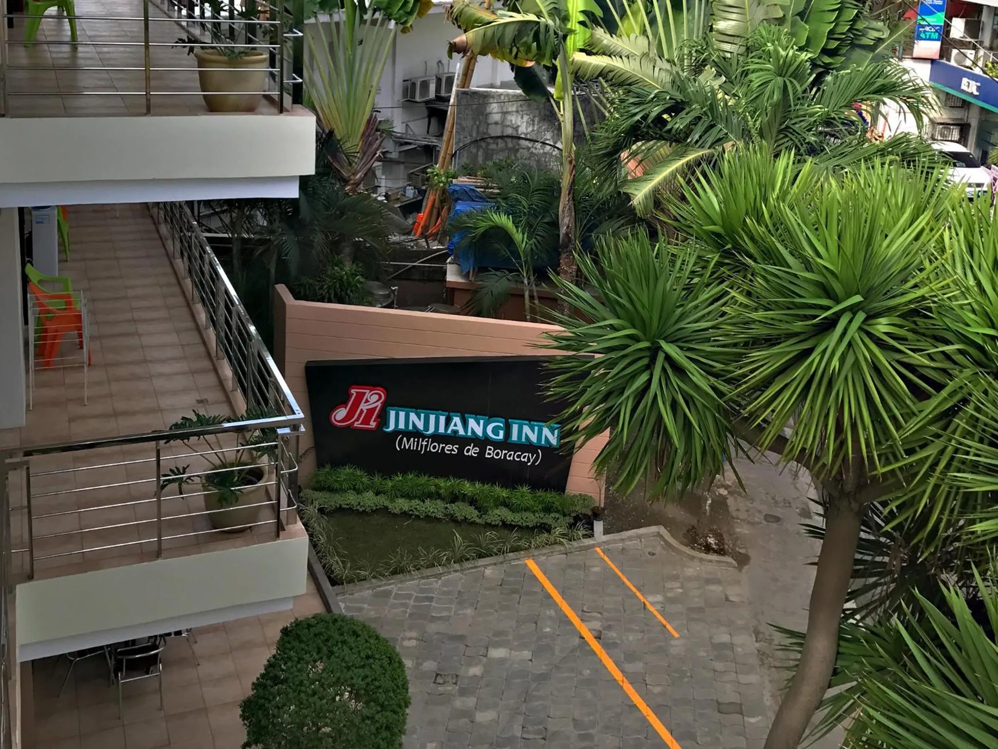 Facade/entrance in Jinjiang Inn - Boracay Station 1