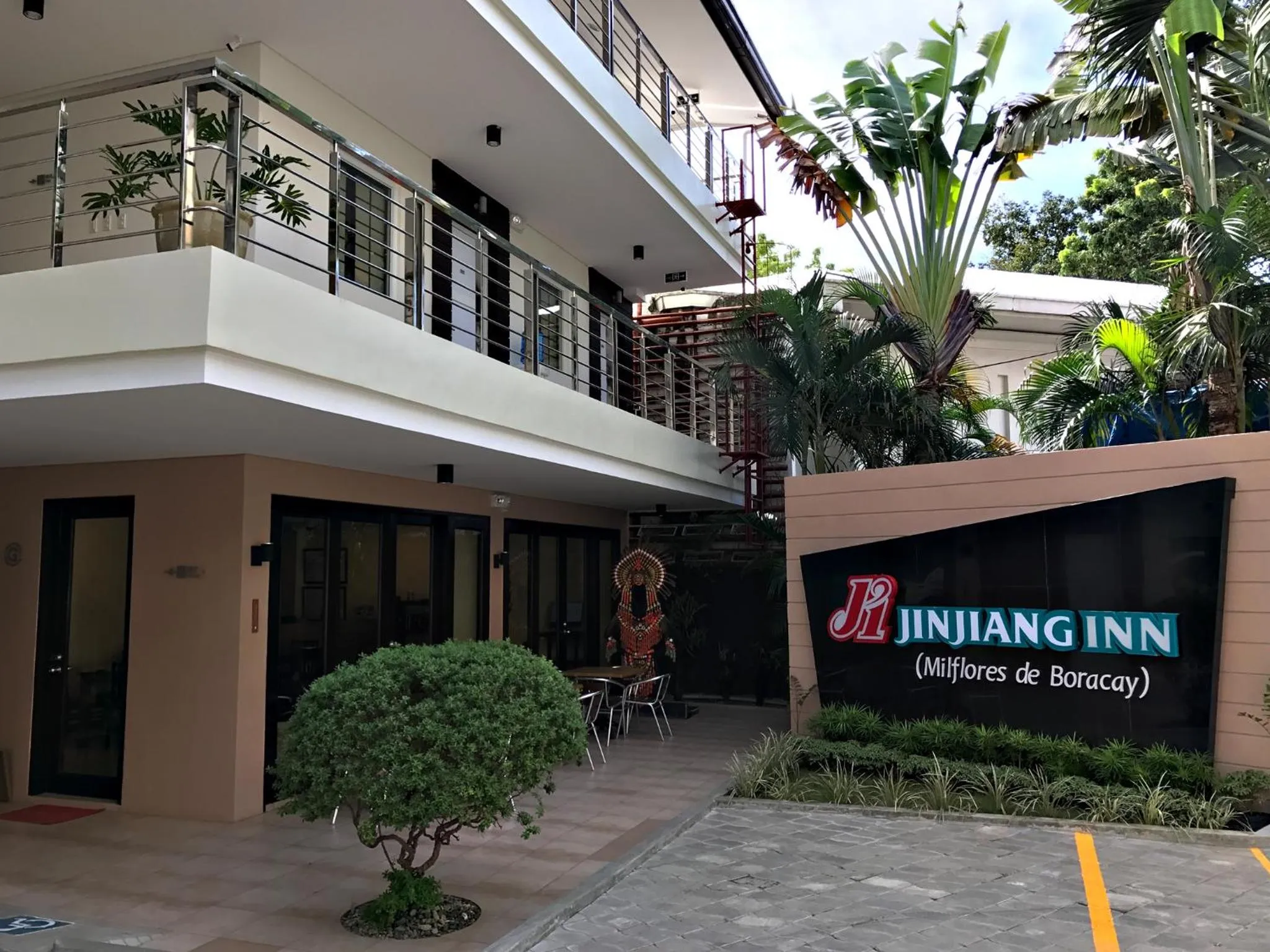 Facade/entrance in Jinjiang Inn - Boracay Station 1