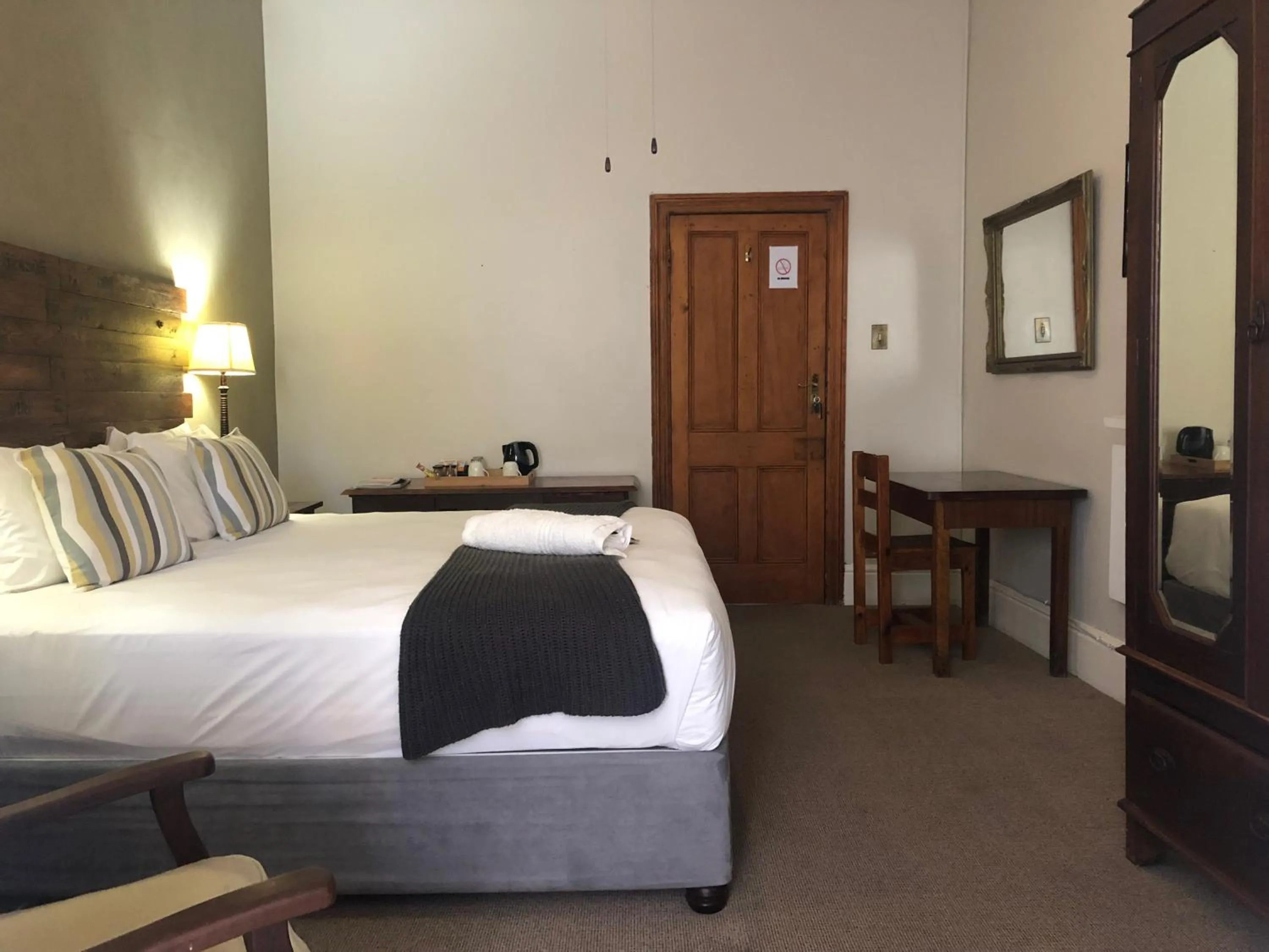 Photo of the whole room, Bed in Selborne Bed and Breakfast