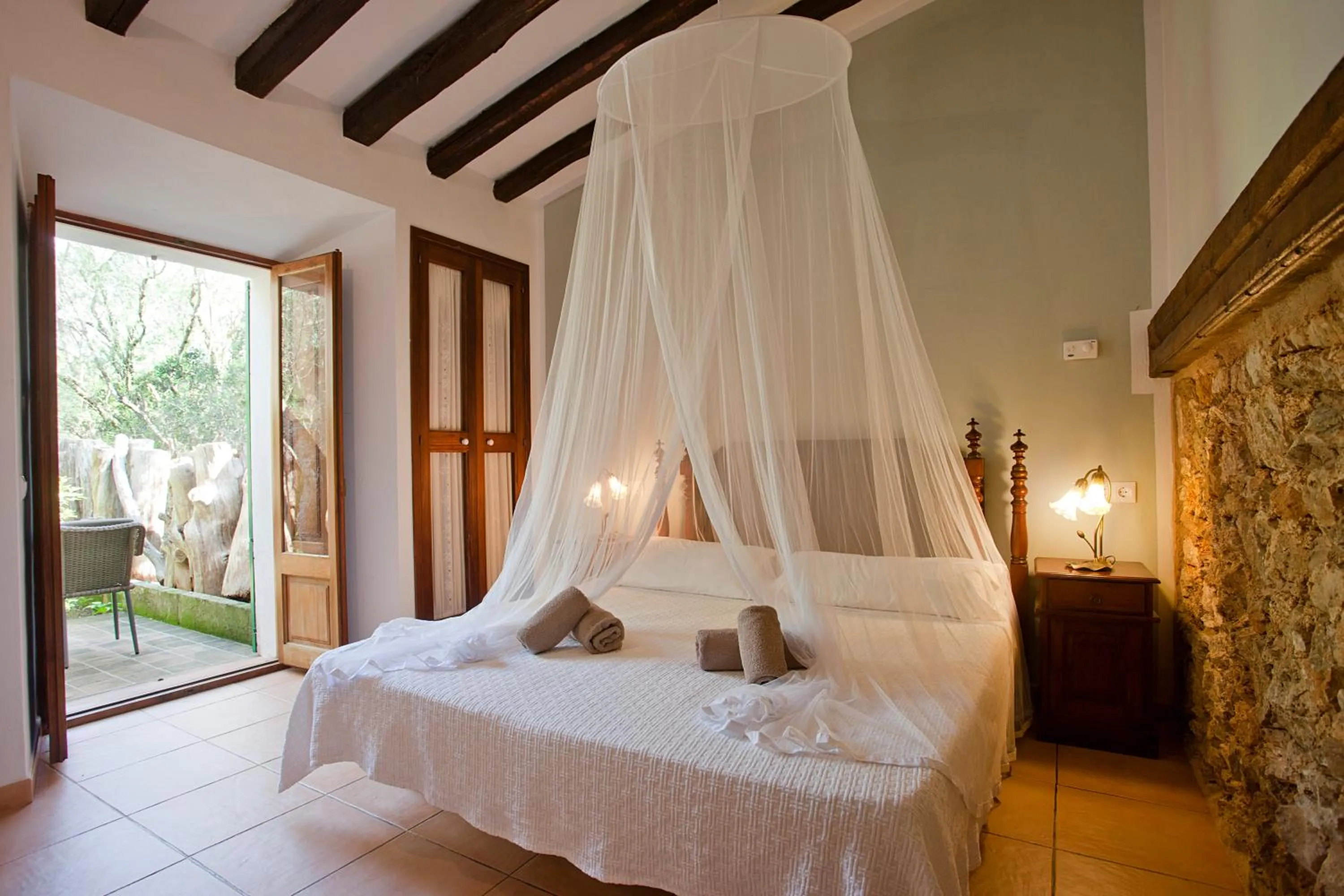 Bedroom, Bed in Agroturisme Ca'n Gaia