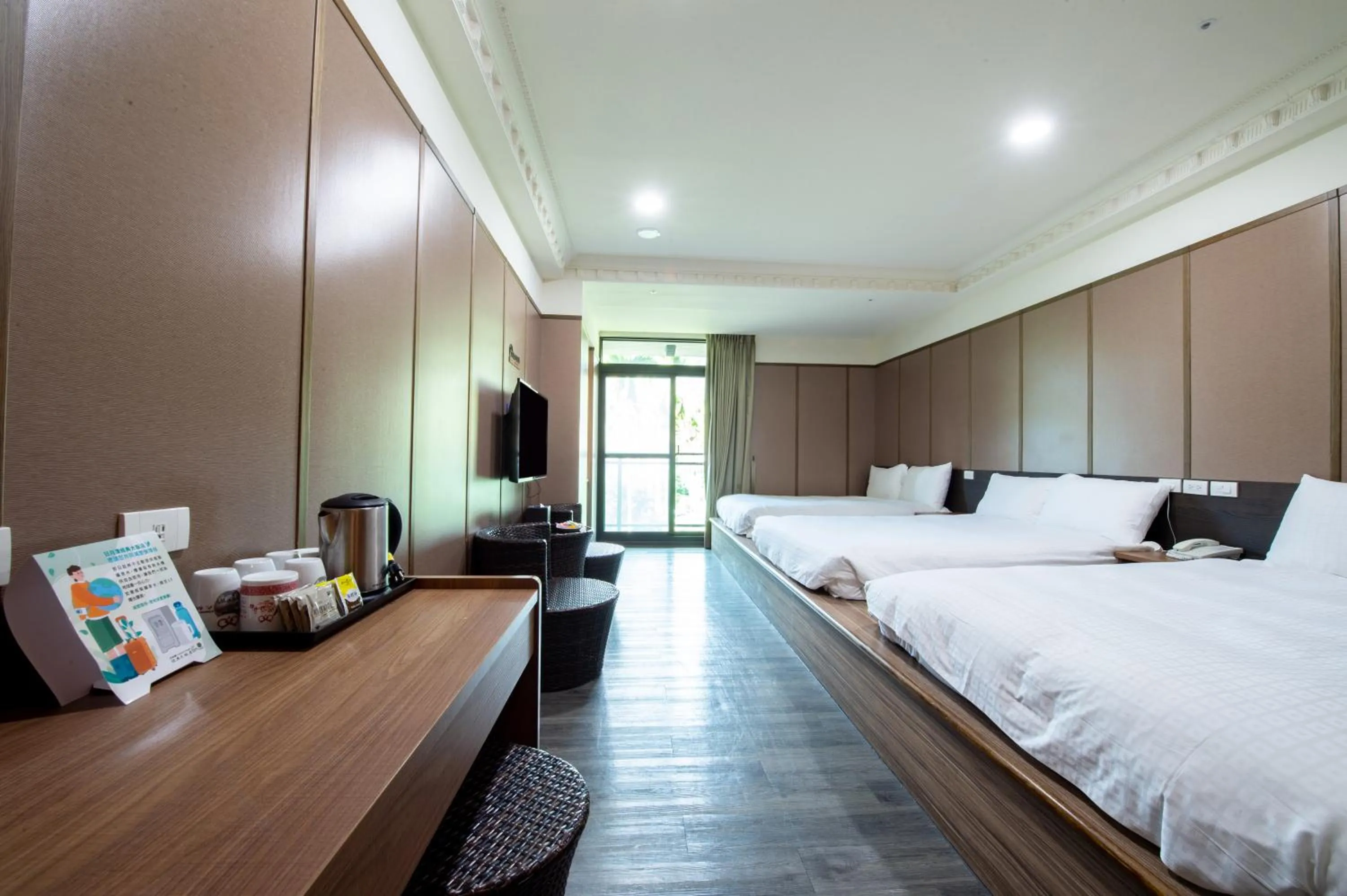 Photo of the whole room, Bed in Fantasy Palace