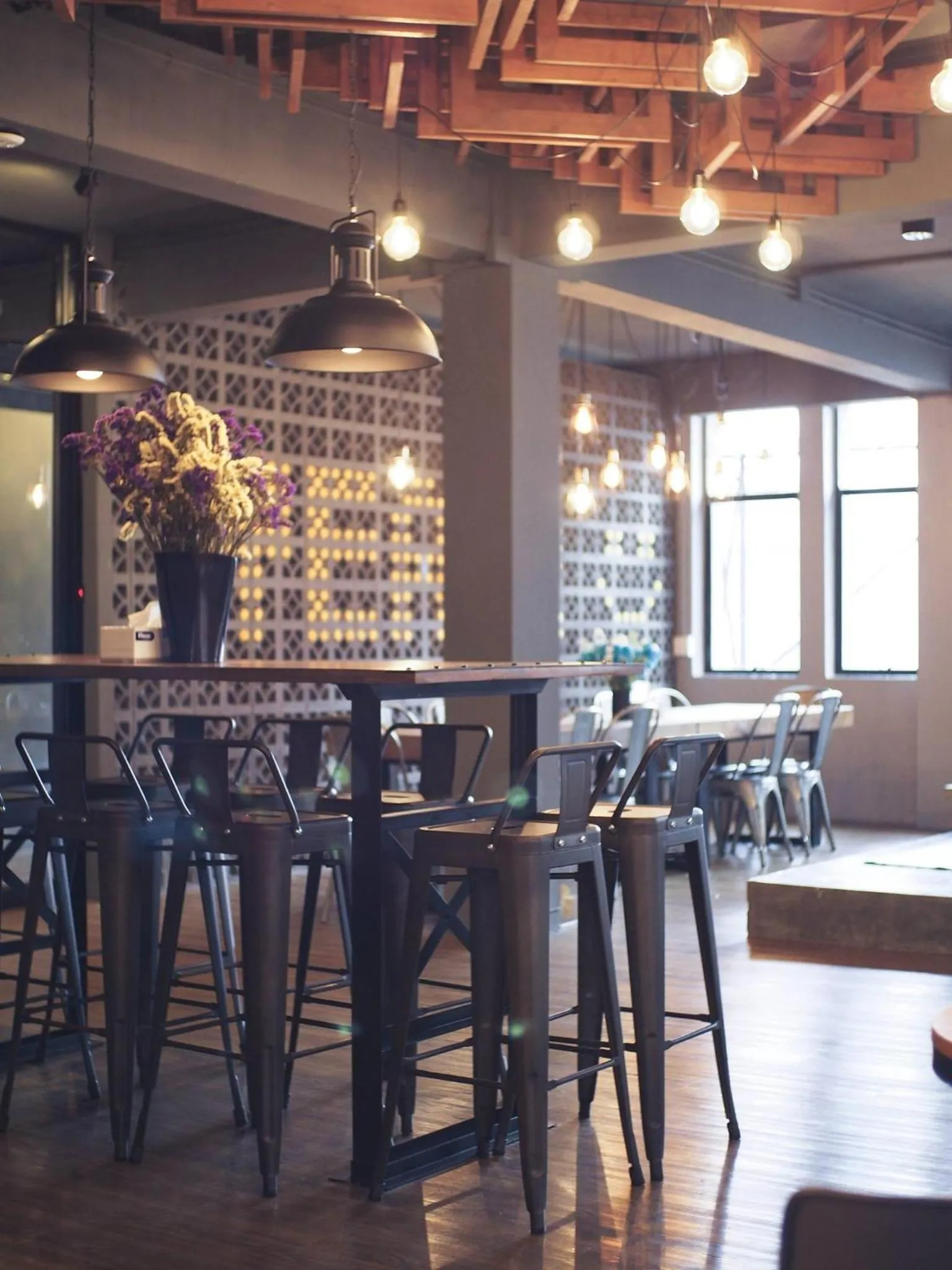 Restaurant/places to eat in Silom Space Hostel