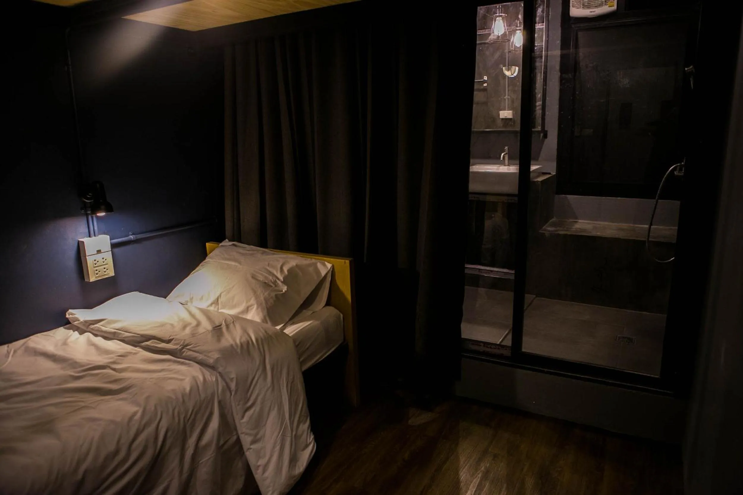 Bedroom, Bed in Silom Space Hostel