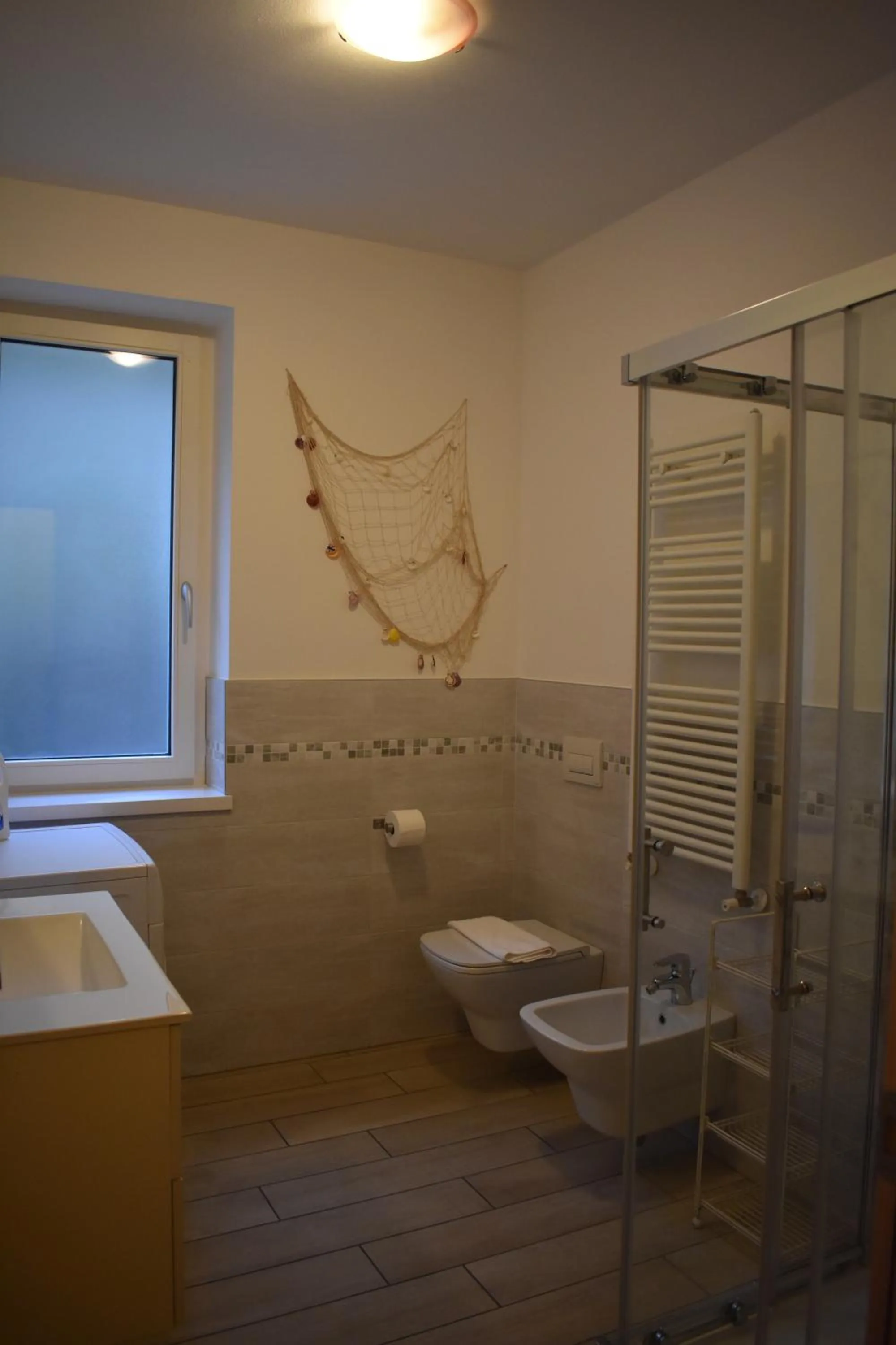 Shower in Mimosa Apartments