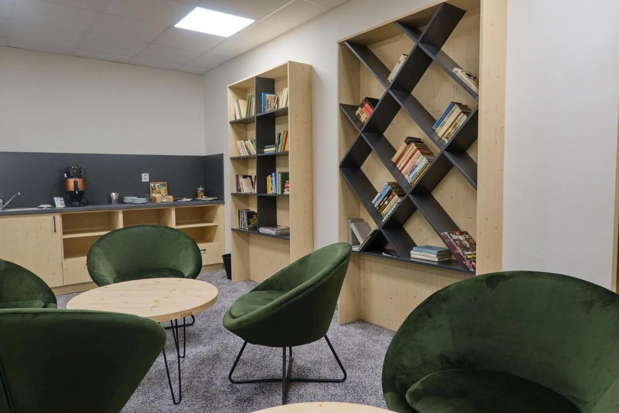 Library in Hotel Srní a Depandance