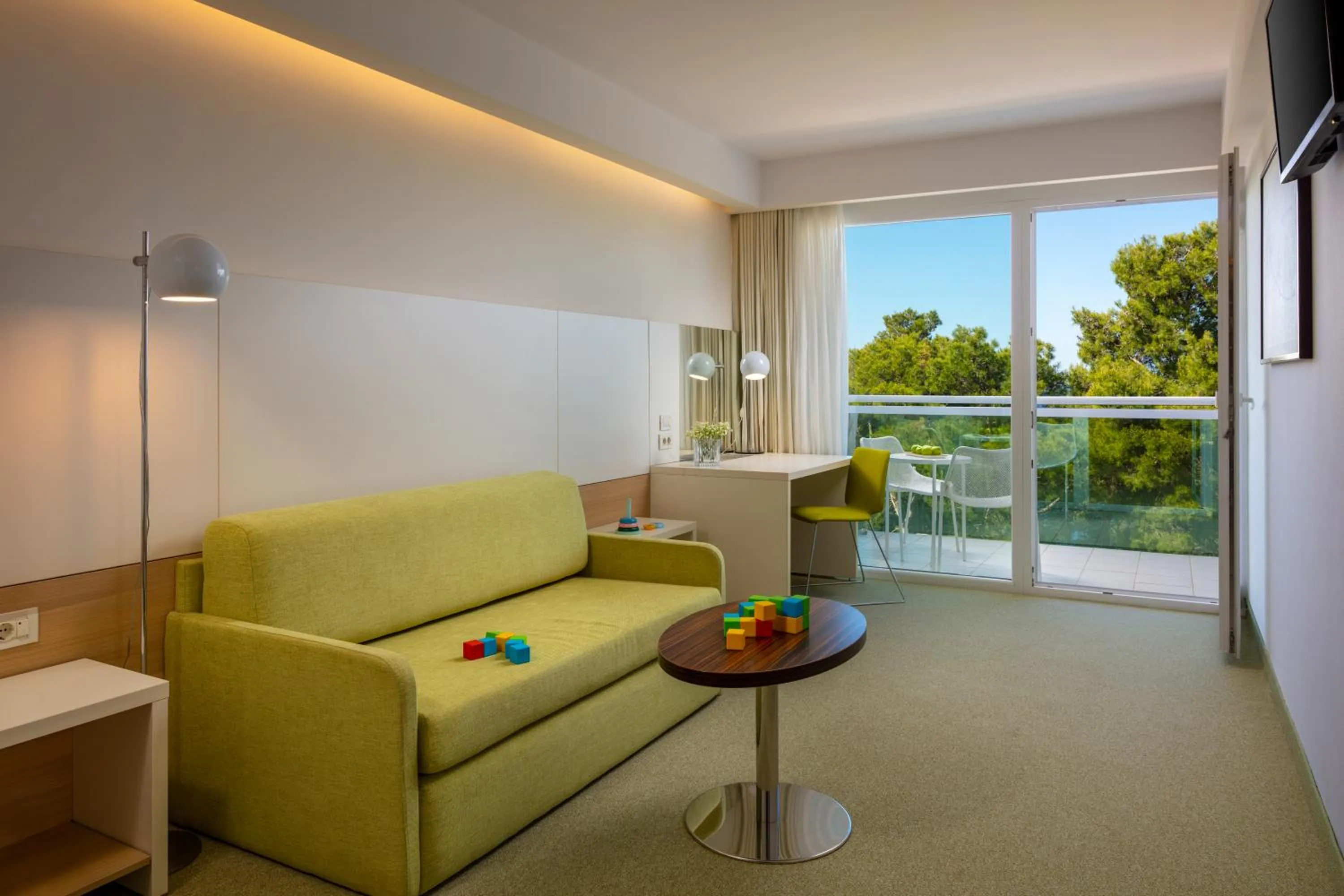 TV and multimedia in Family Hotel Vespera