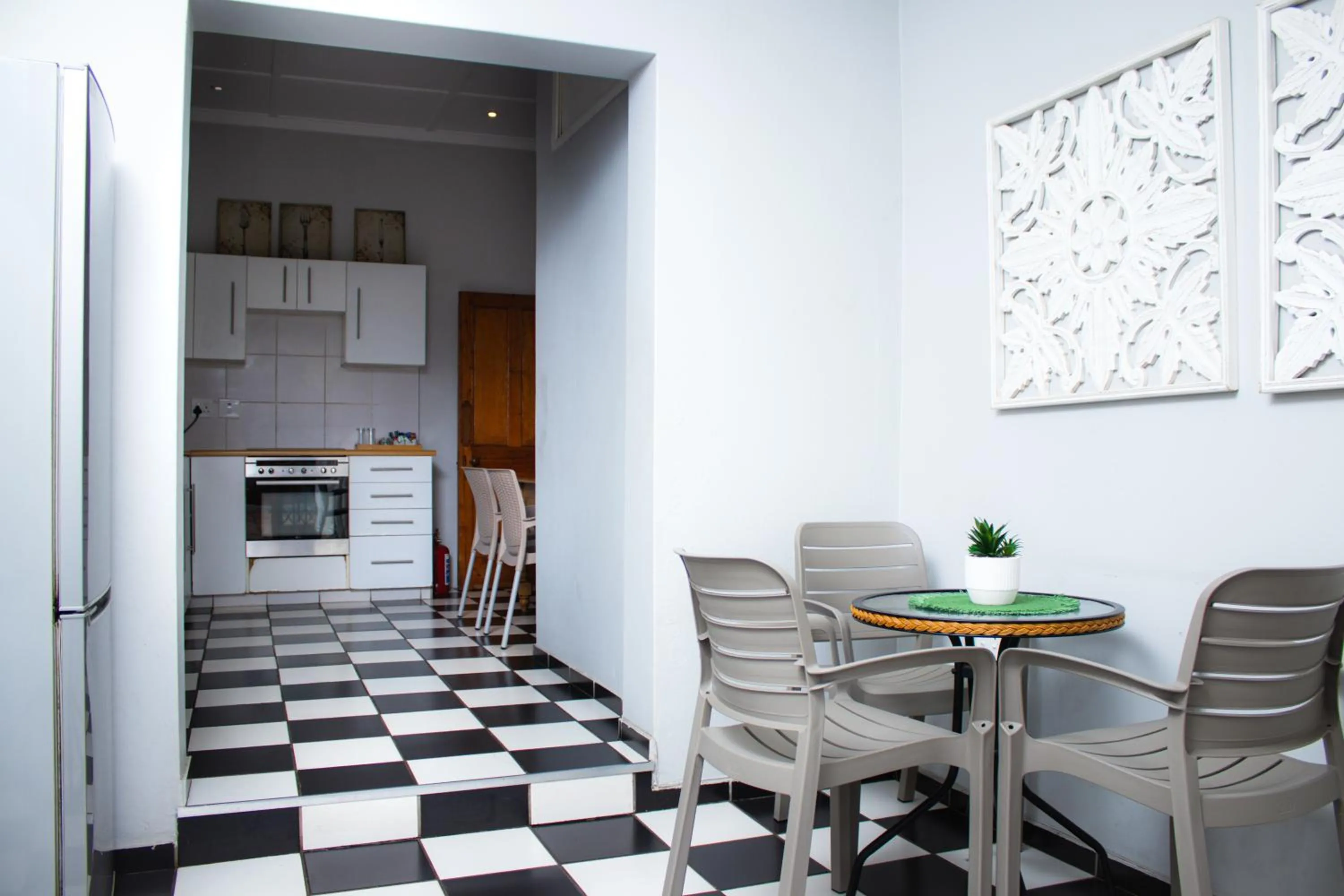 Kitchen or kitchenette in Beechwood B&B