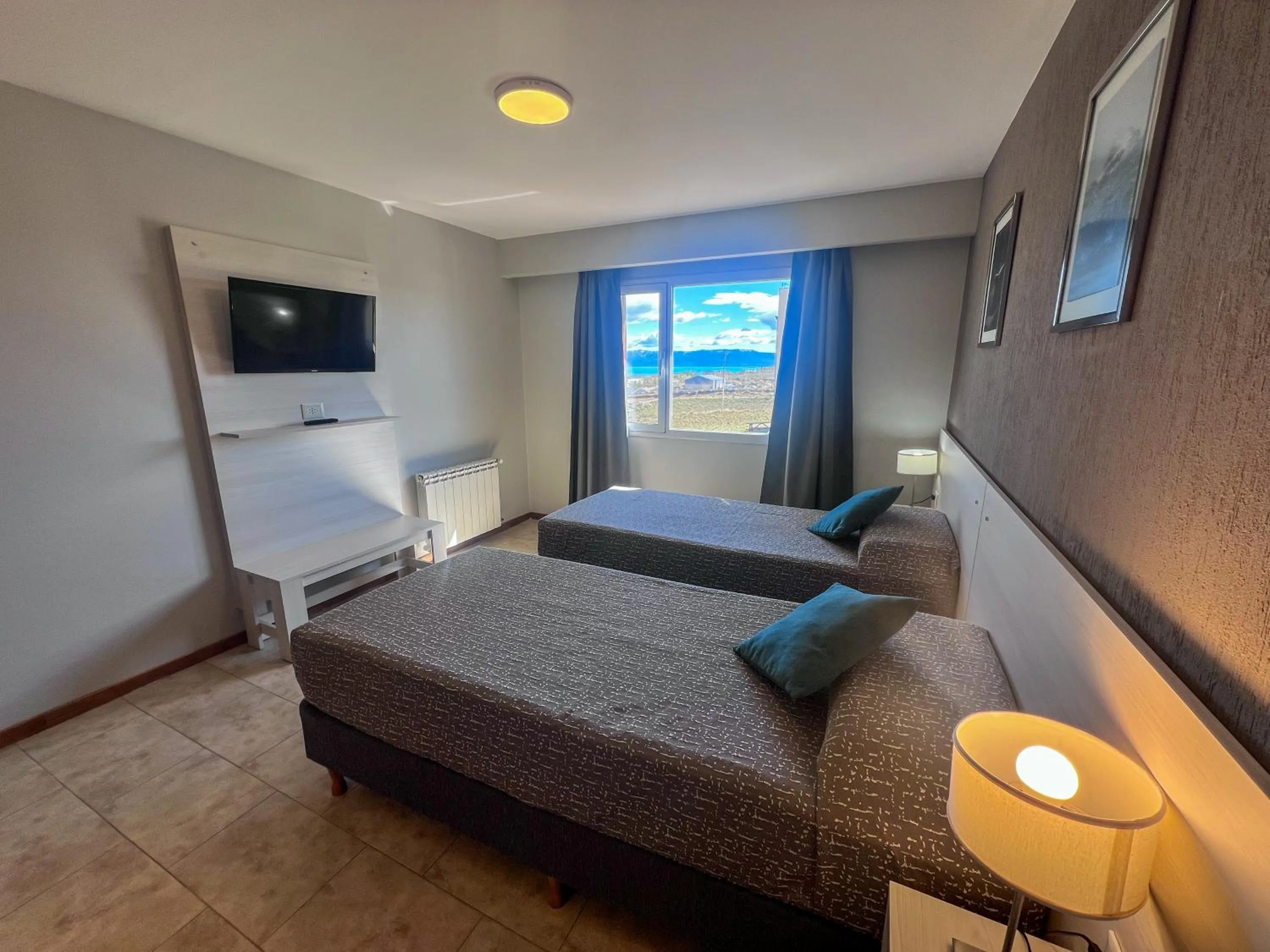 Photo of the whole room, Bed in Tierra Tehuelche Hostería y Aparts