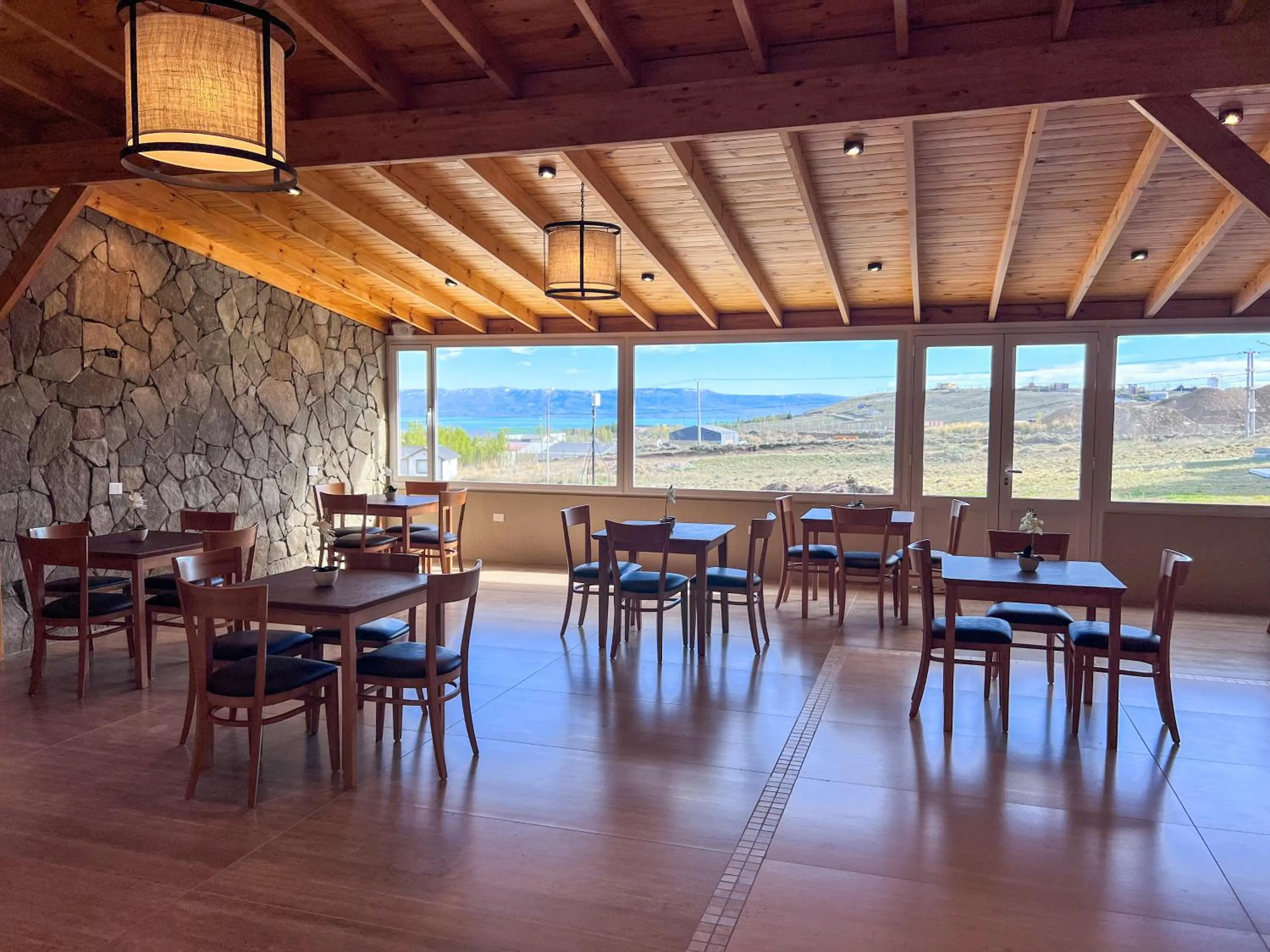 Restaurant/places to eat in Tierra Tehuelche Hostería y Aparts