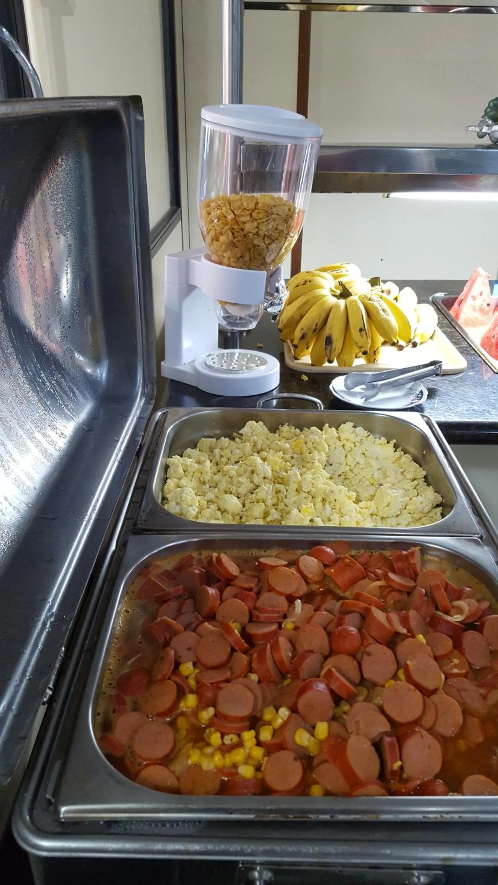 Food and drinks in Hotel Super Economico