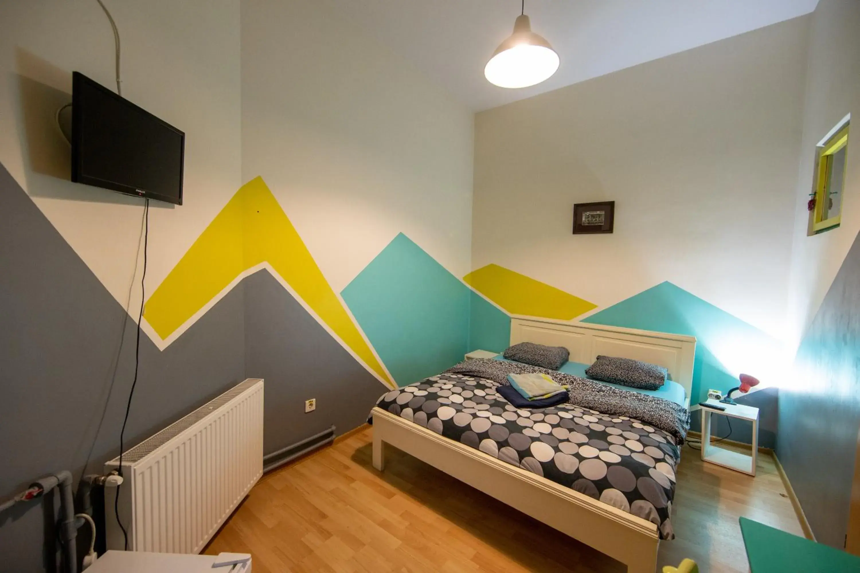 Small Double Room with Private Bathroom in Hostel Cornel Small Double Room with Private Bathroom in Hostel Cornel