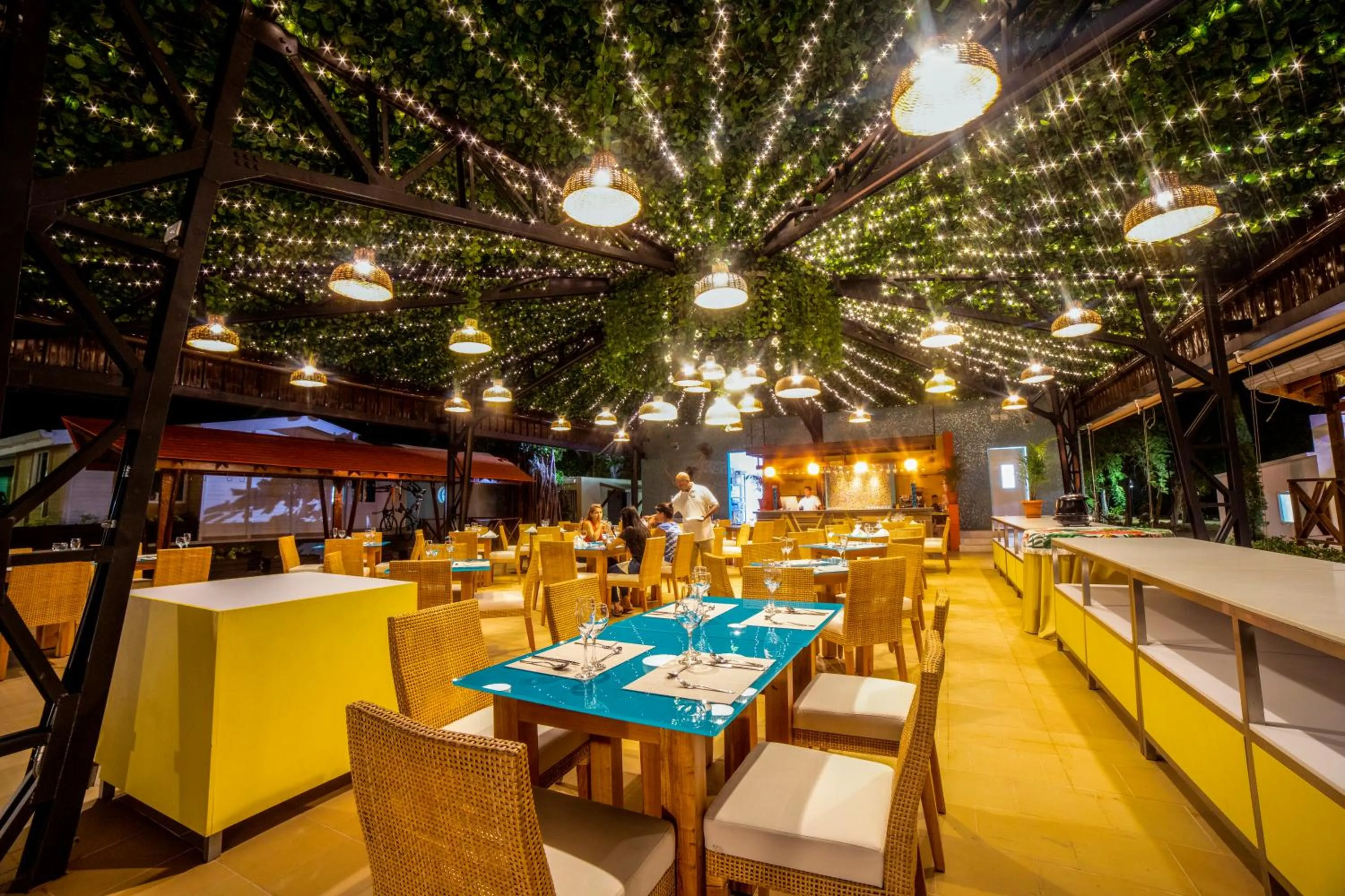 Restaurant/places to eat in Solare SAI Ecohotel