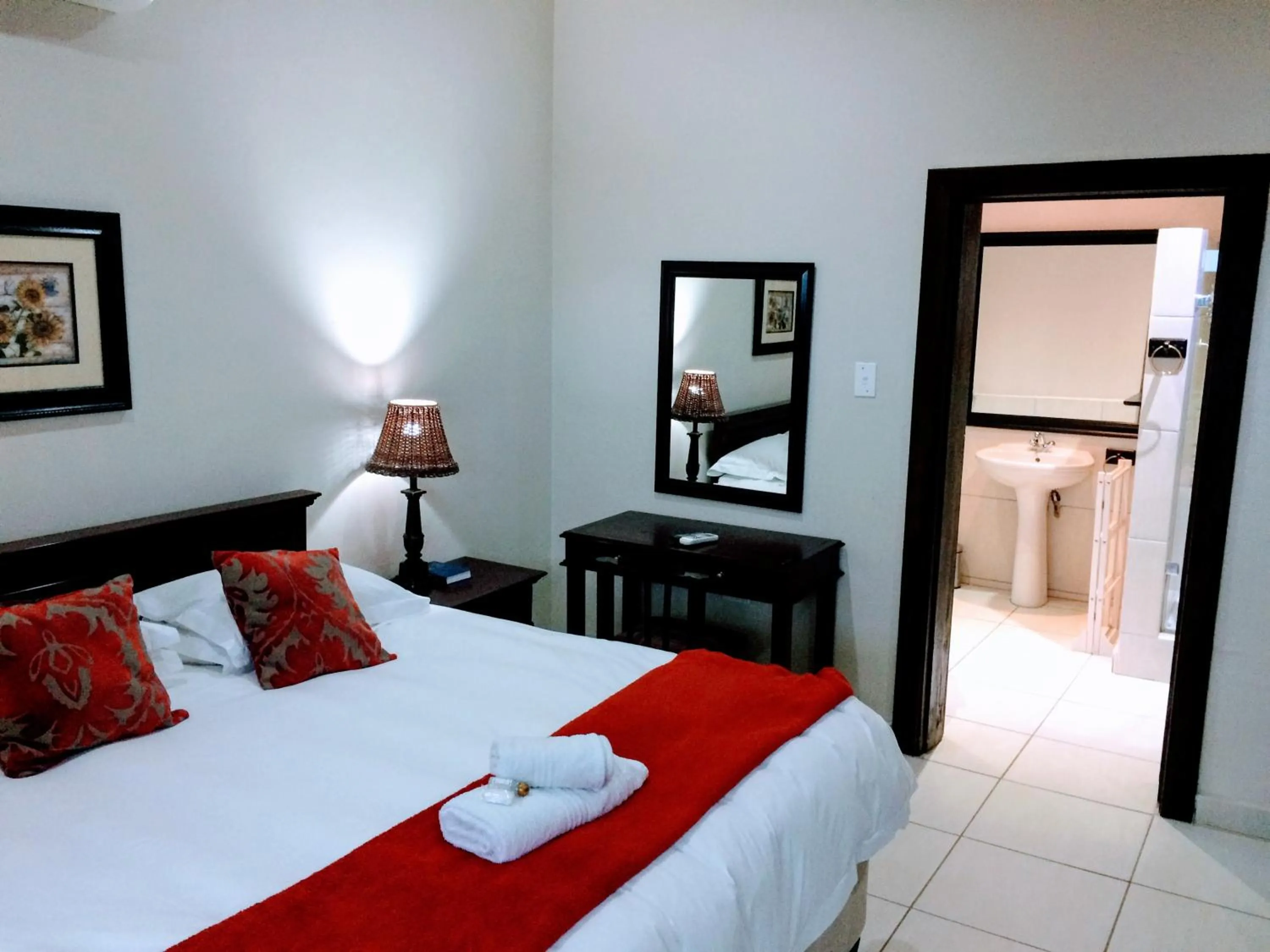 Bedroom, Bed in Polokwane Place