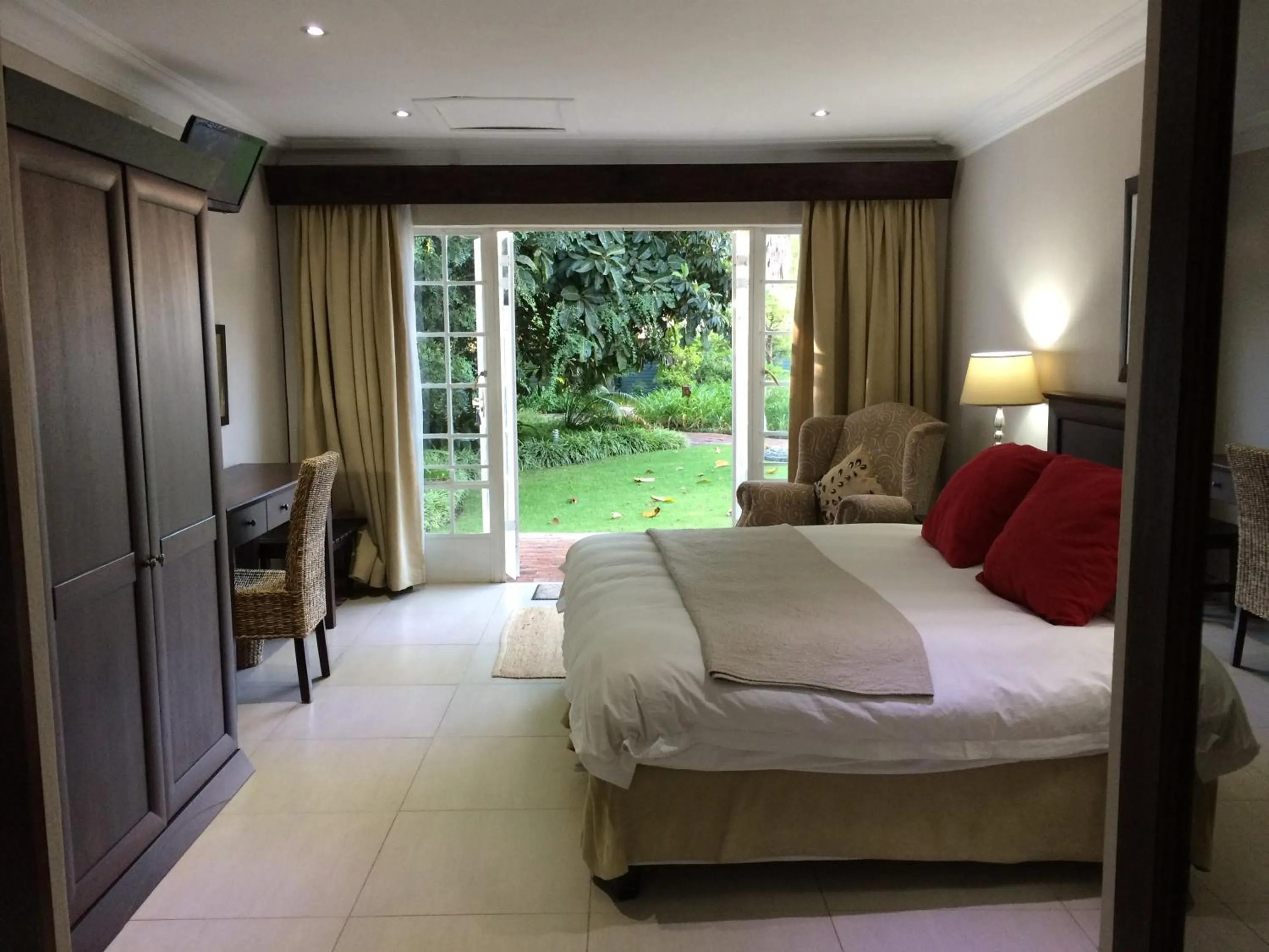 Bedroom, Bed in Polokwane Place