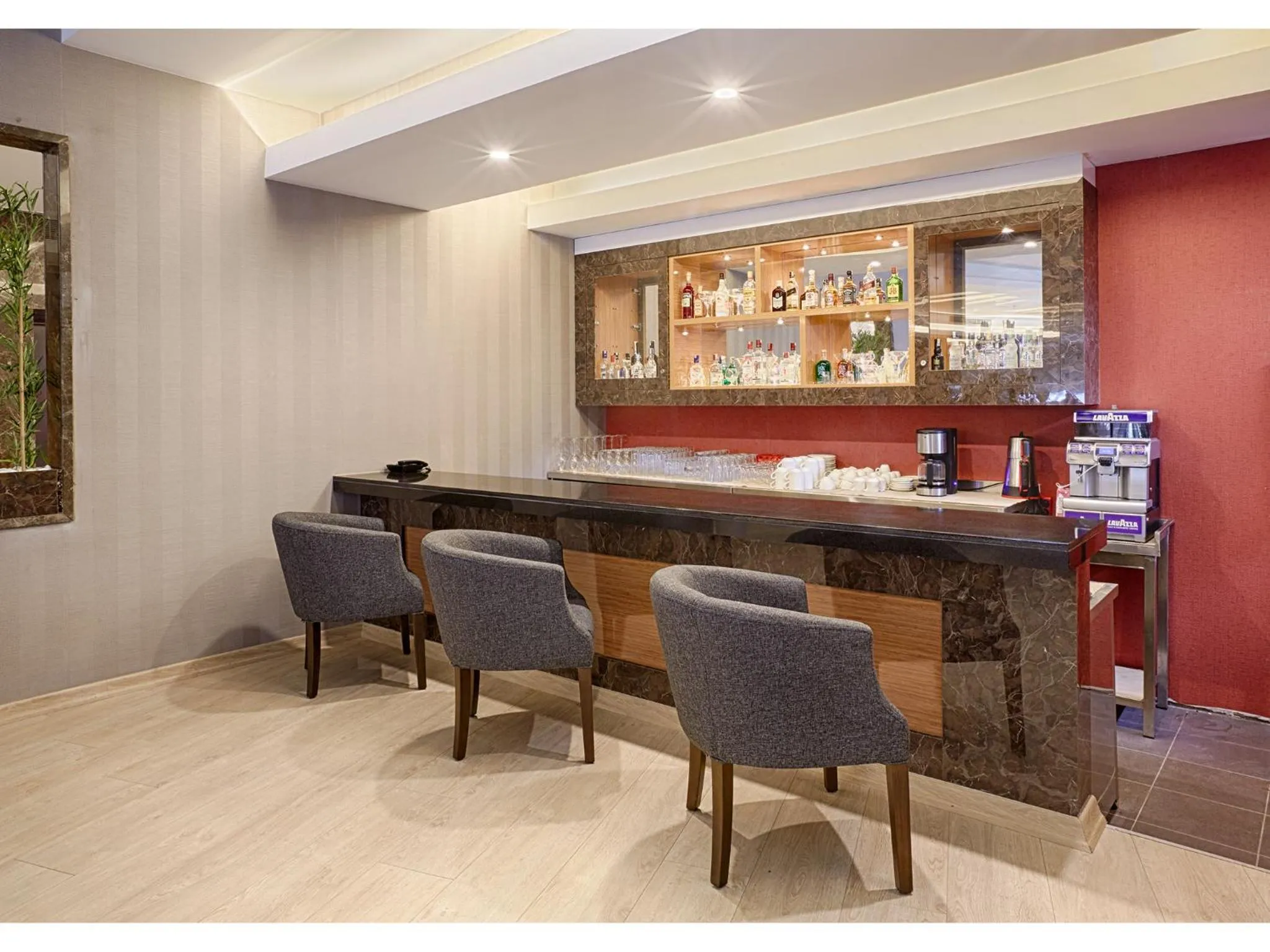 Staff in Kordon Hotel Çankaya