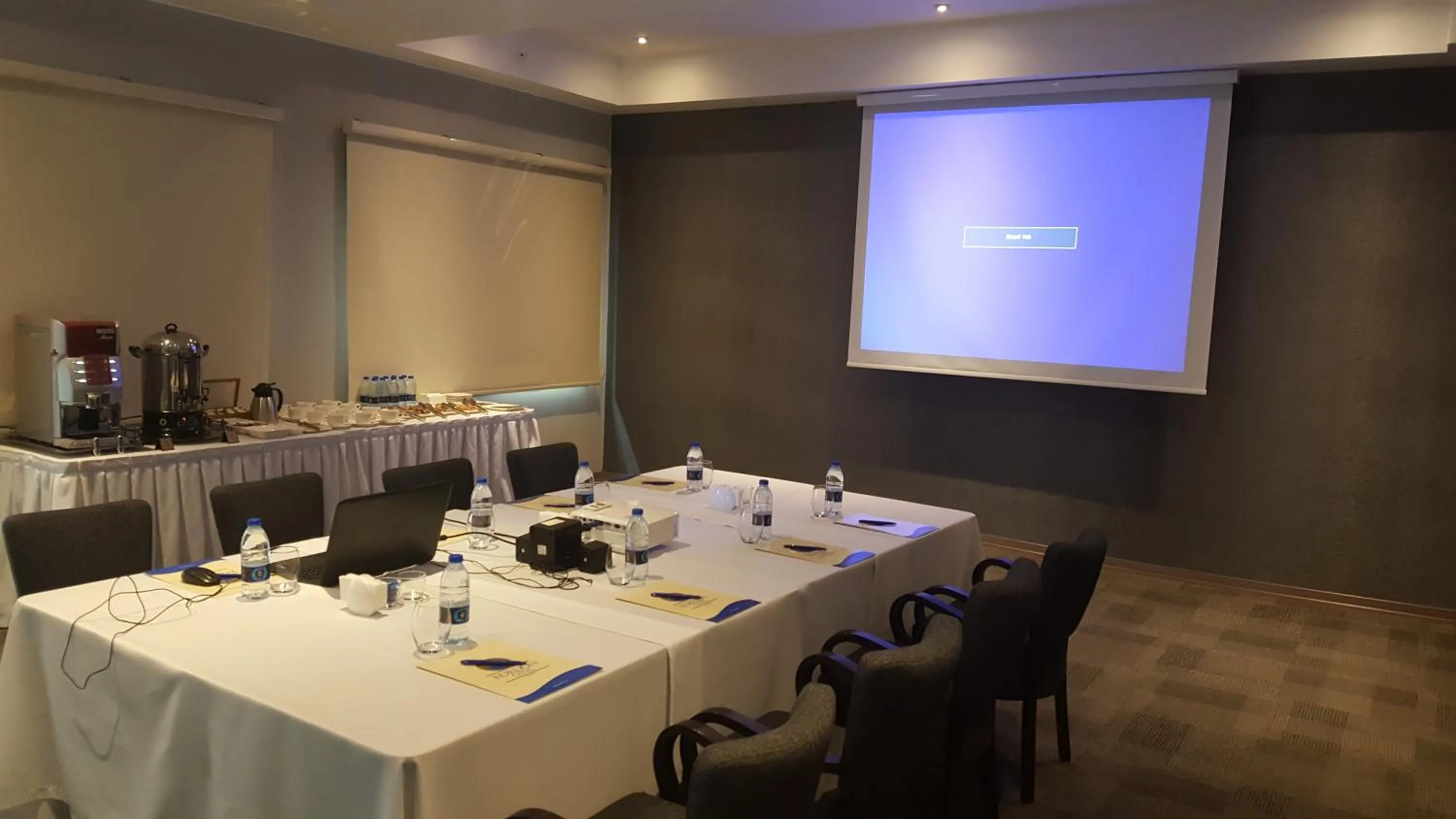 Spring in Kordon Hotel Çankaya