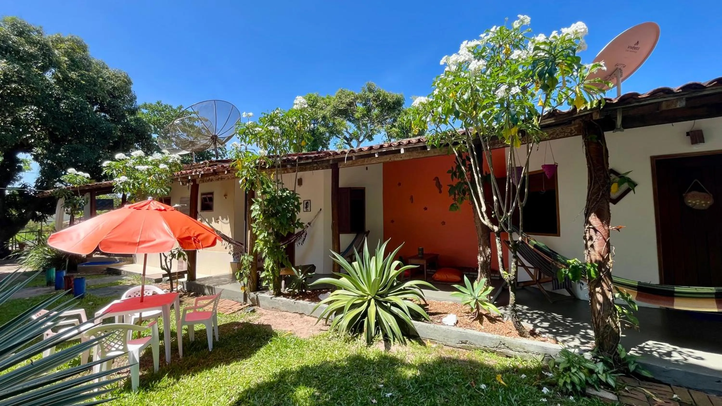 Patio in Pousada Estrela do Mar