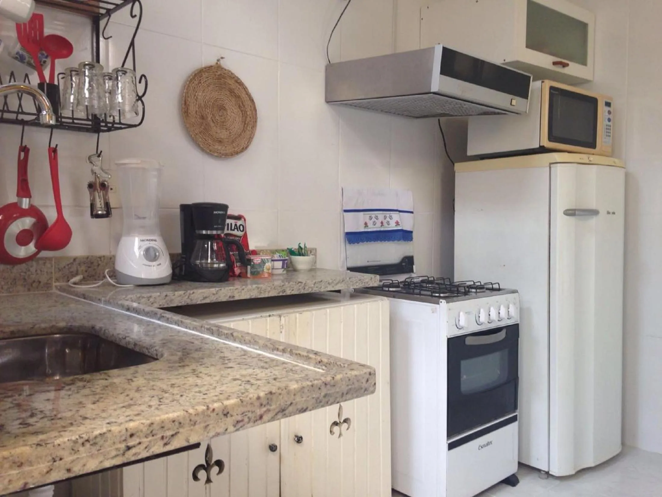 Kitchen or kitchenette in Casa do Jardim