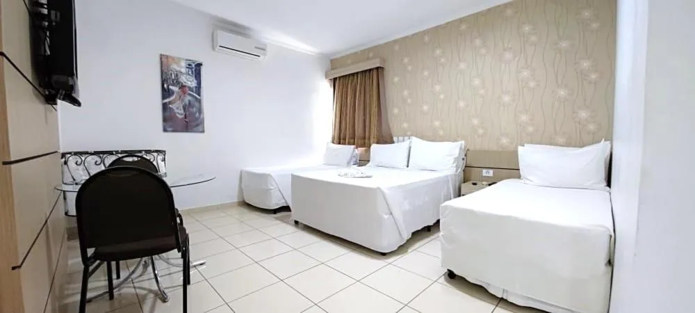 Luxury Quadruple Room - single occupancy in Ellus Hotel