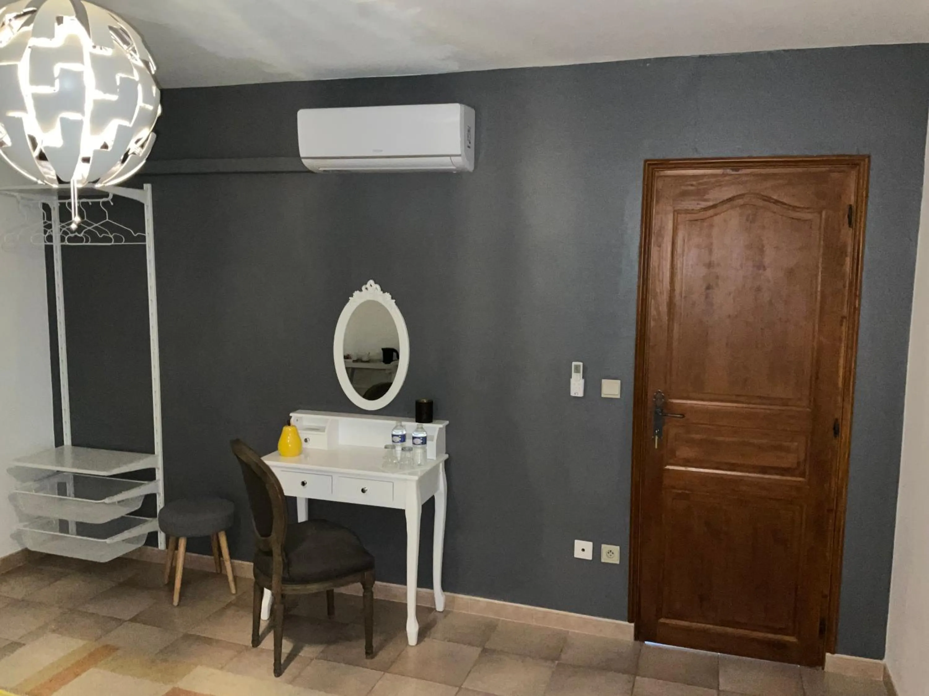 Number9 - now with air conditioned rooms