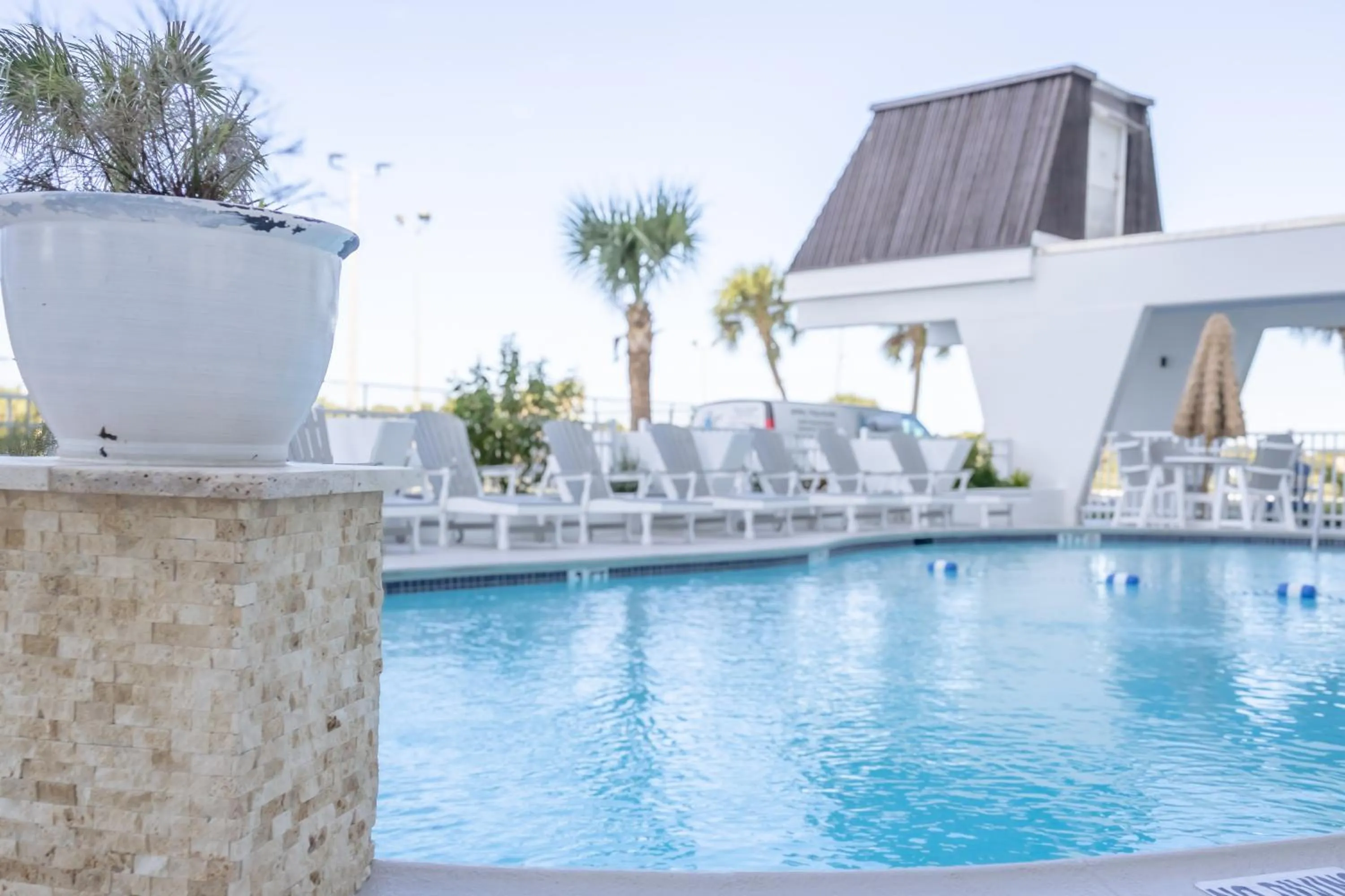 Swimming pool in Islander East Condominiums