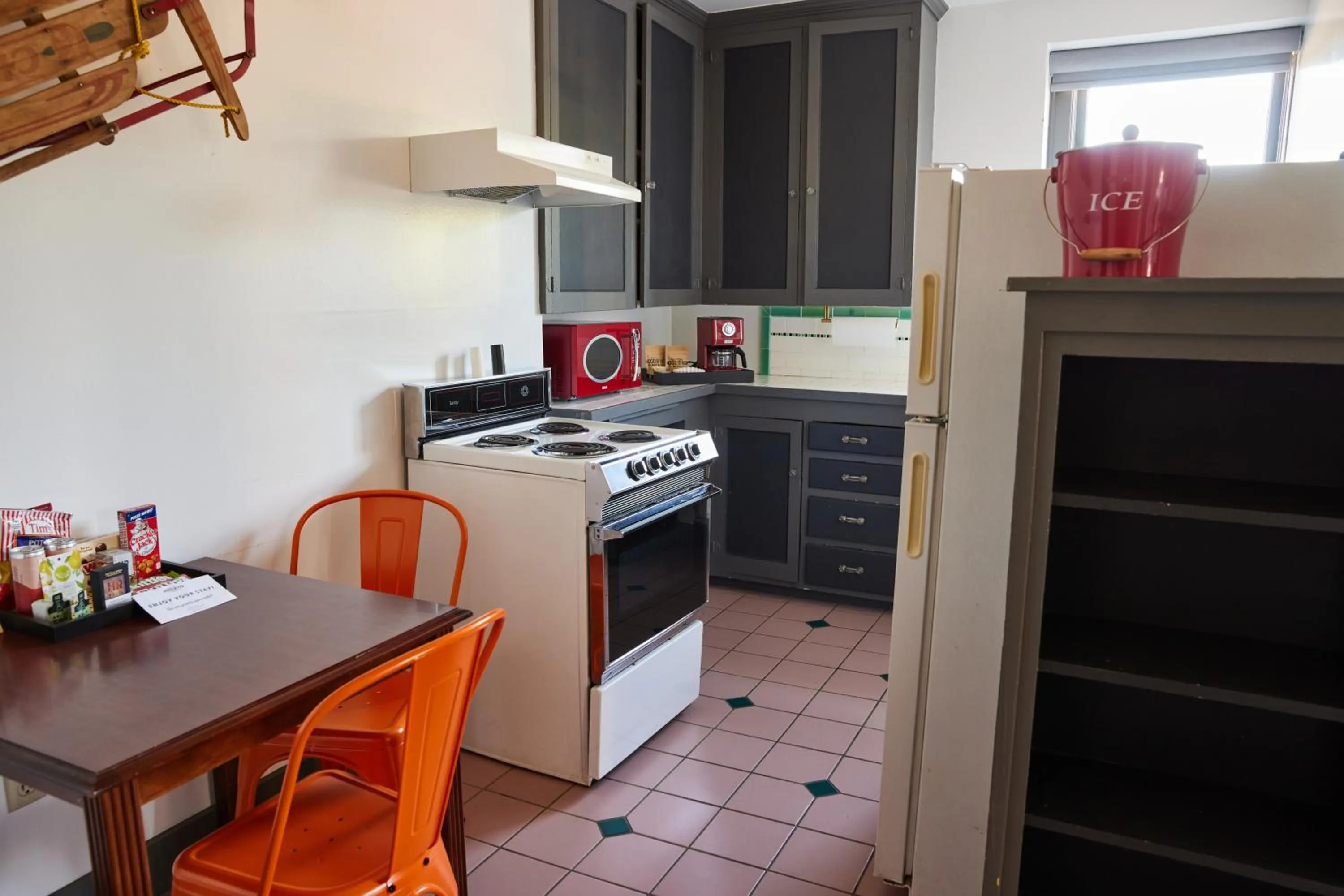 kitchen in Hood River Hotel