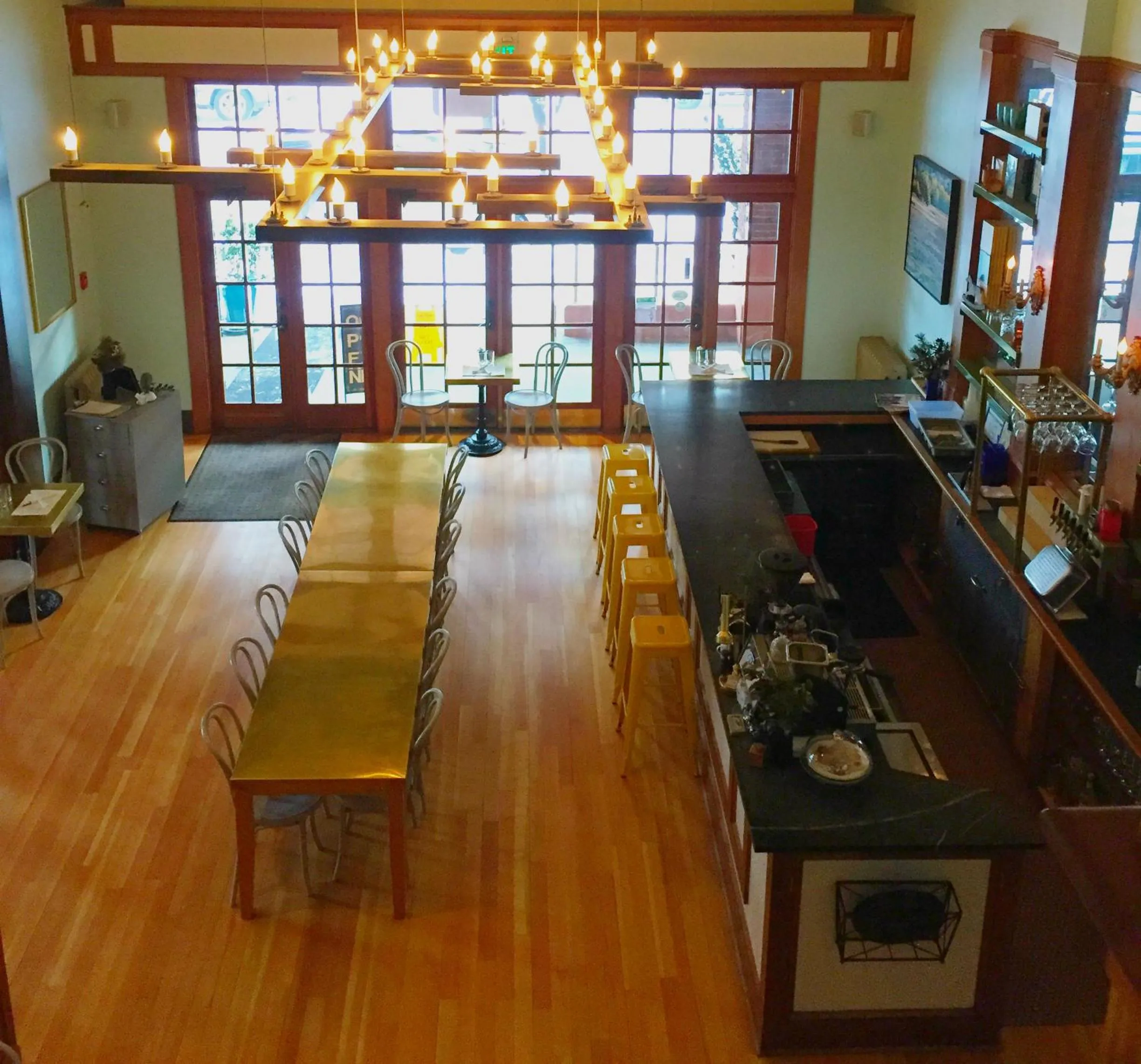 Property building in Hood River Hotel