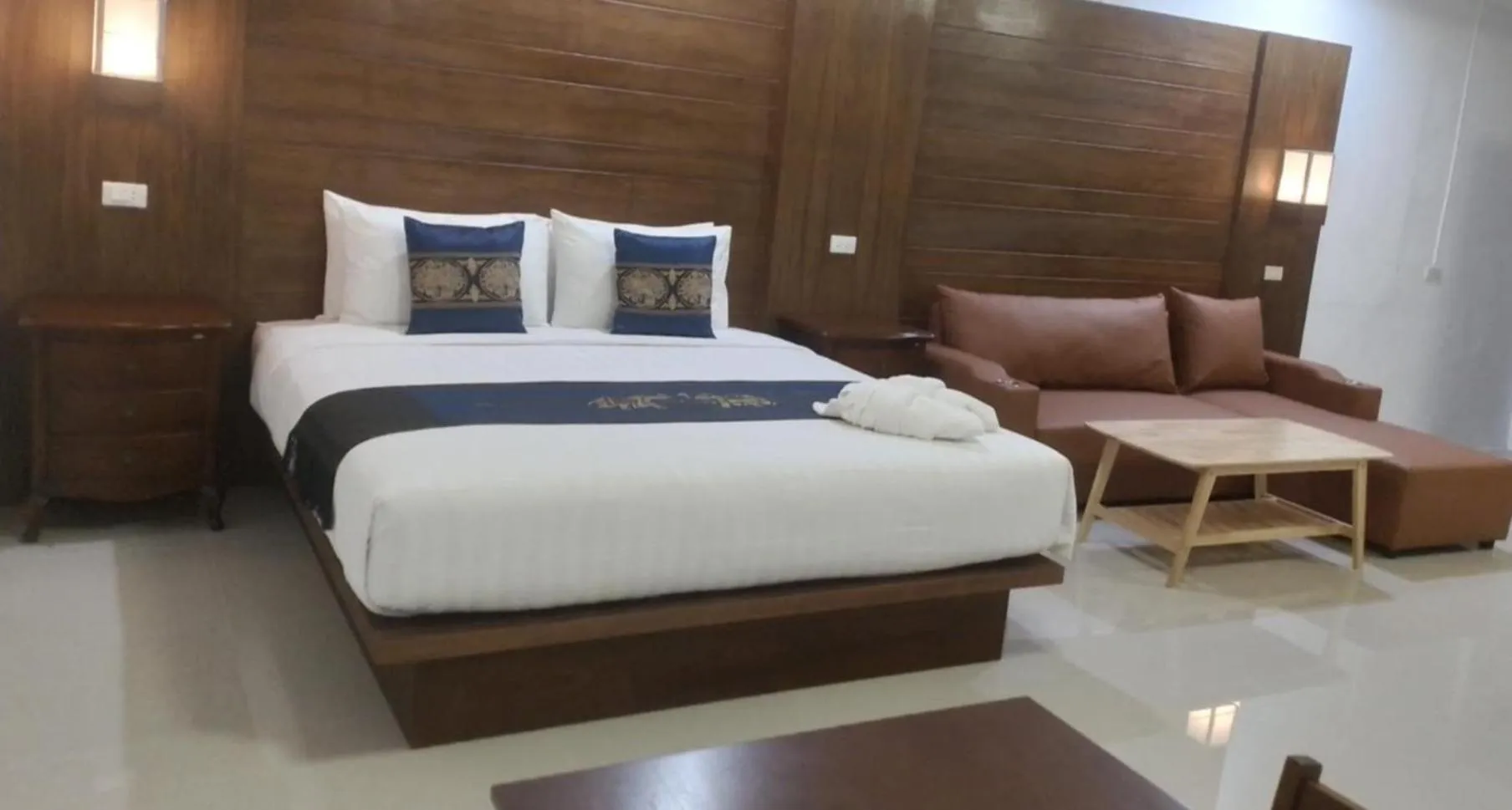 Bedroom, Bed in BaanPhong Lanta