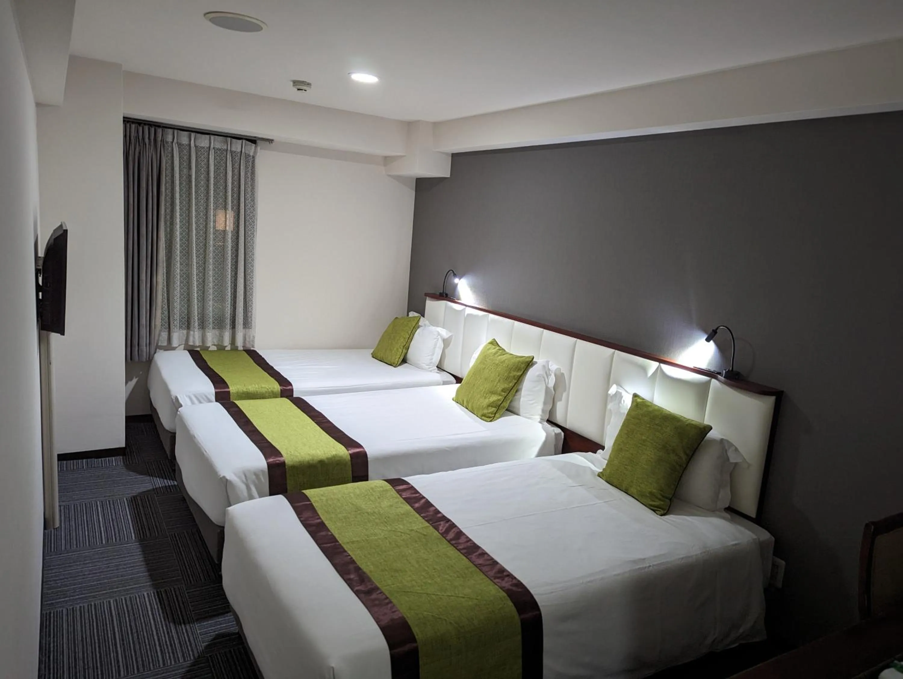 Bed in Asia Hotel Narita