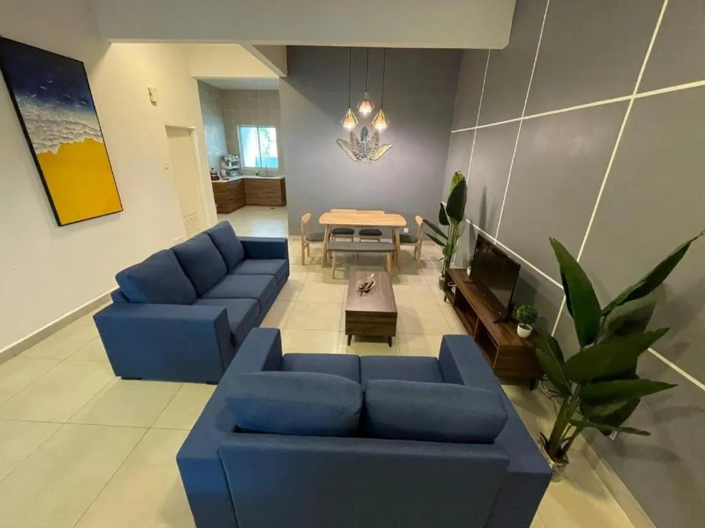 DreamScape Apartment @ Golden Hill