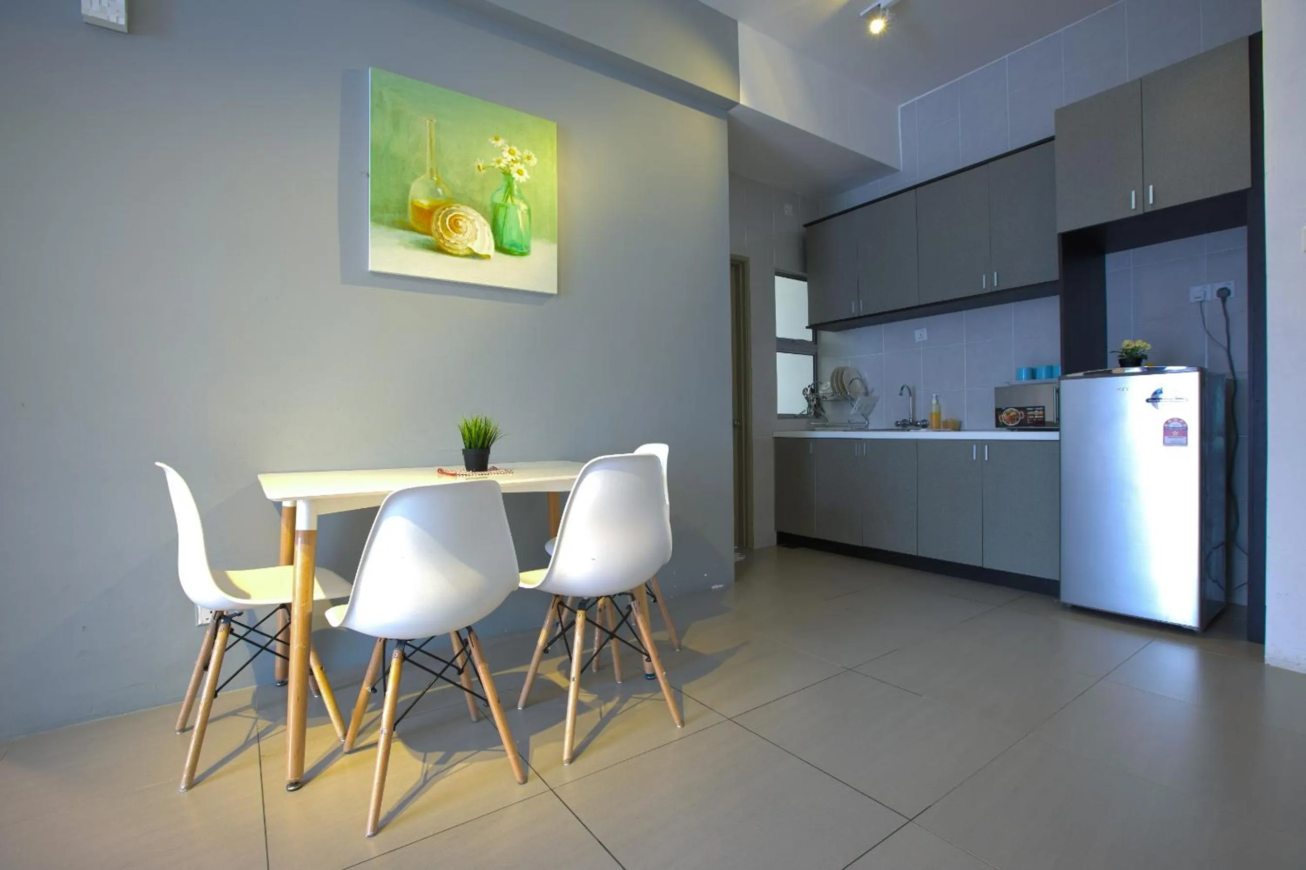 DreamScape Apartment @ Golden Hill