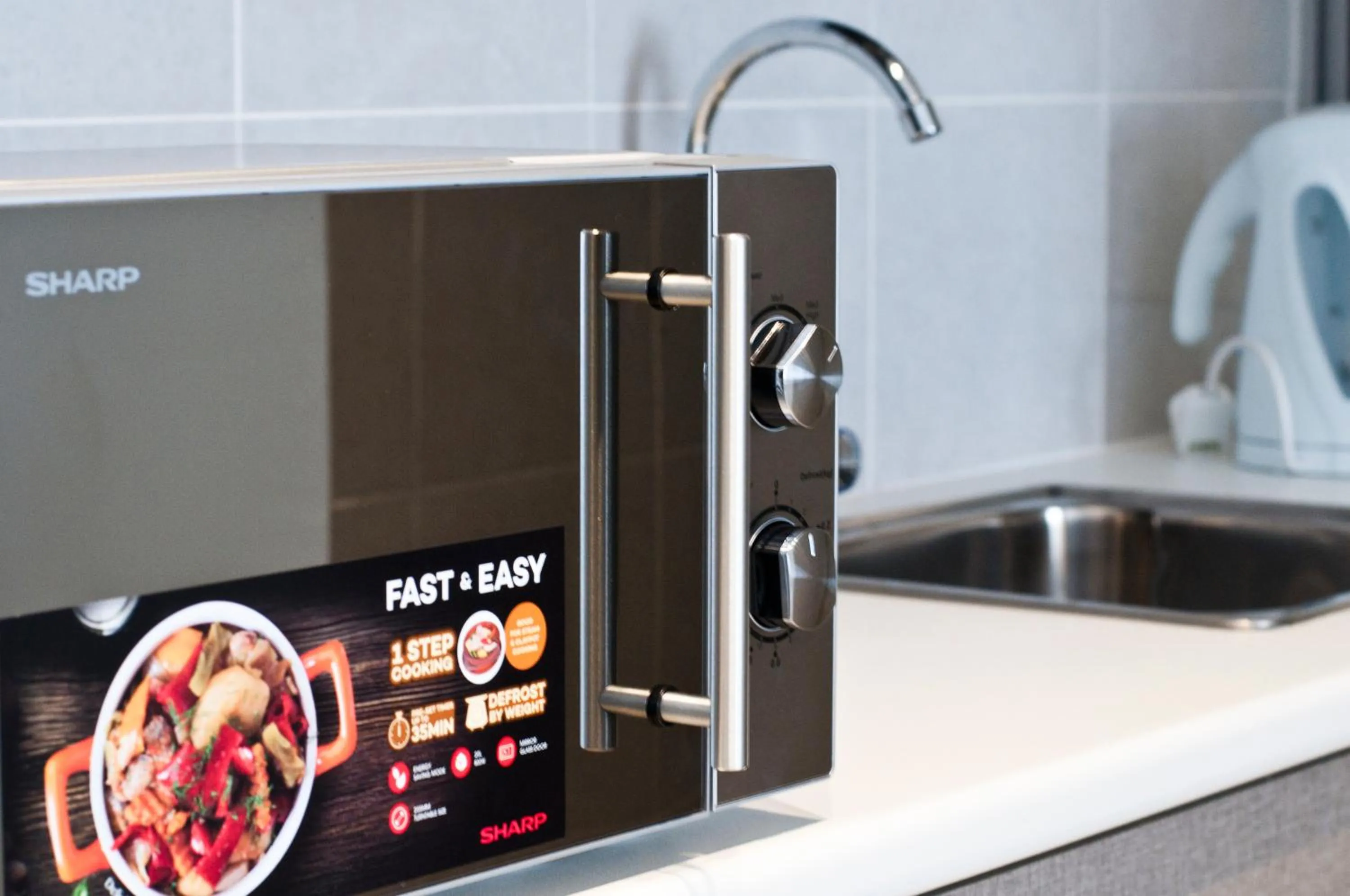 Kitchen or kitchenette in DreamScape Apartment @ Golden Hill