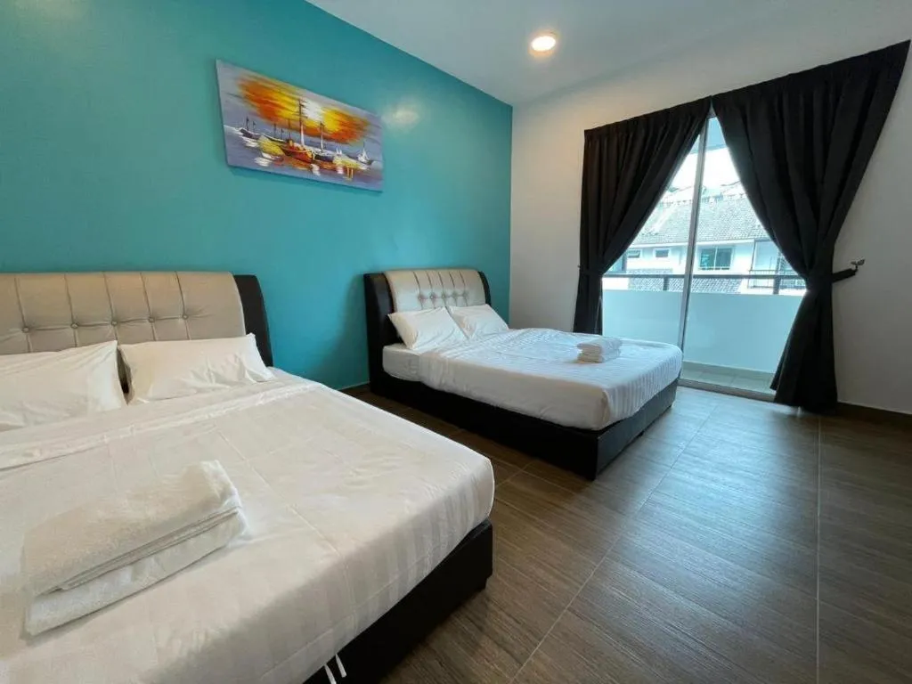 Bed in DreamScape Apartment @ Golden Hill