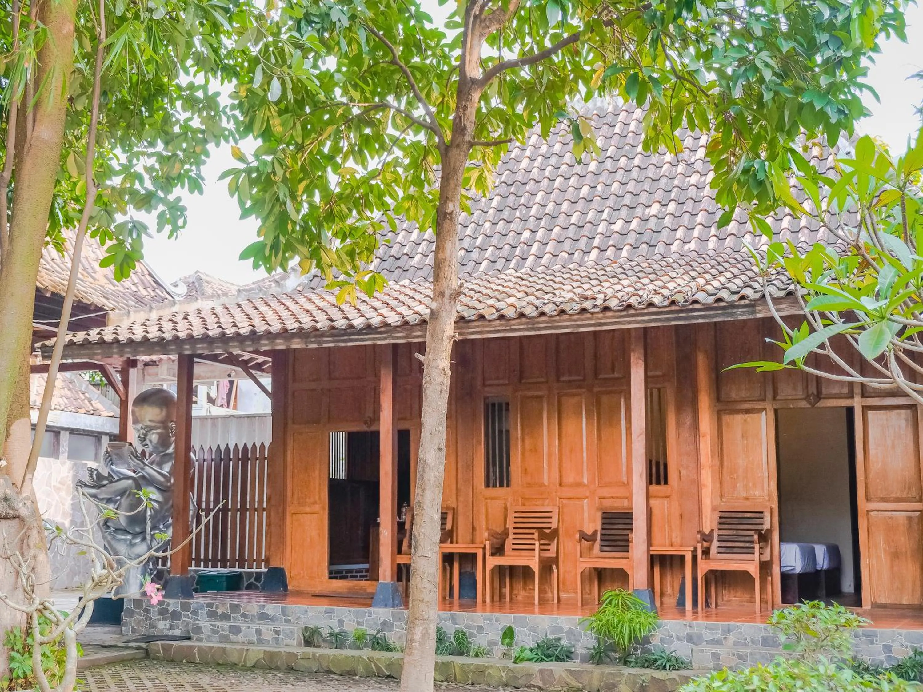 Property building in Pendhapa Art Space - PAS Limasan Homestay