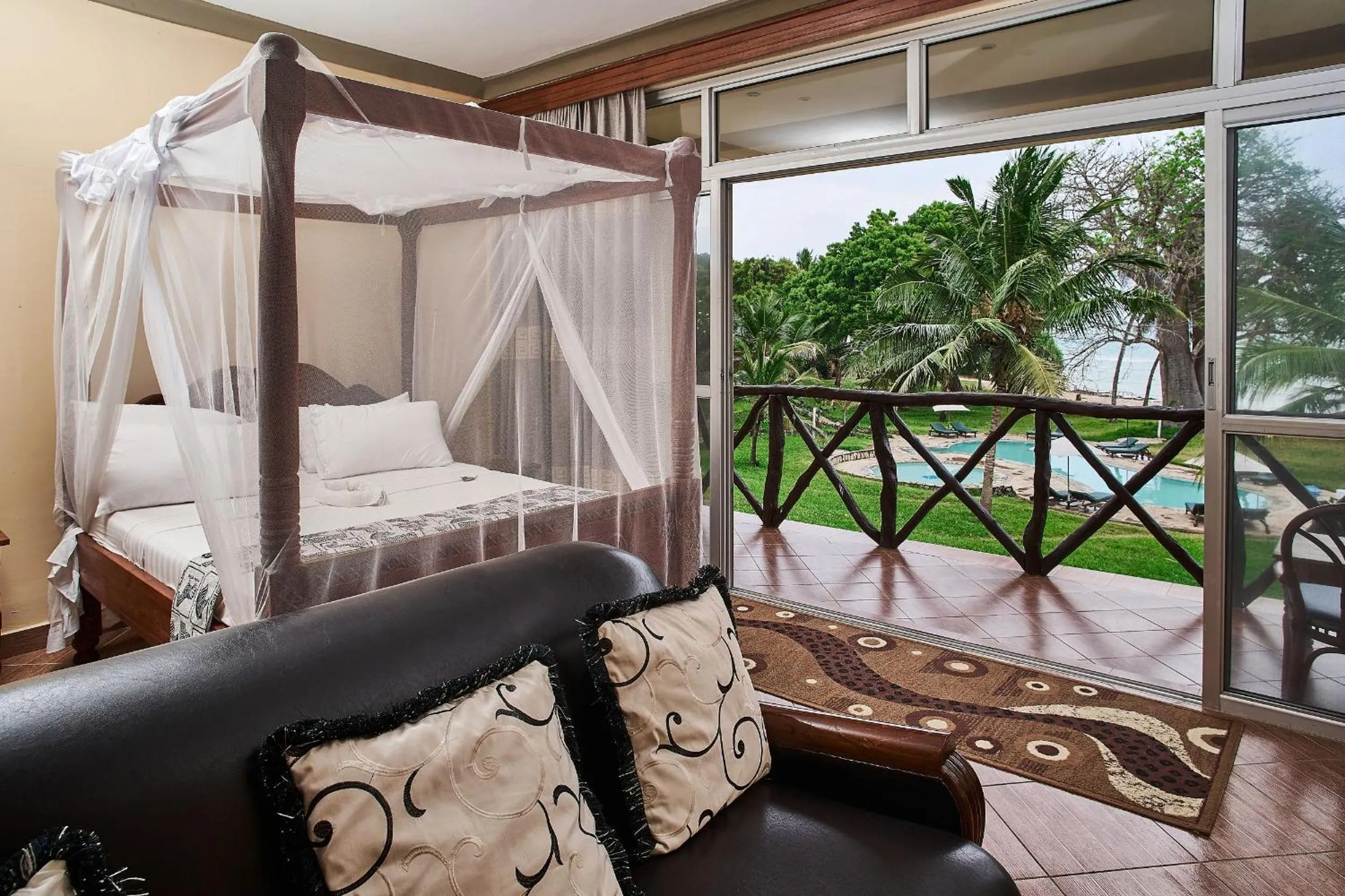 Bed in Coral Beach Resort