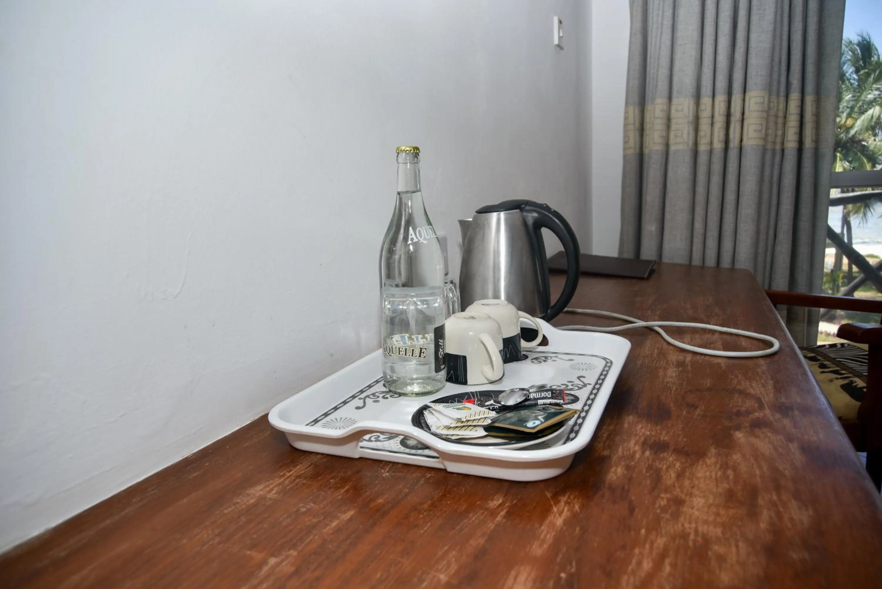 Coffee/tea facilities in Coral Beach Resort