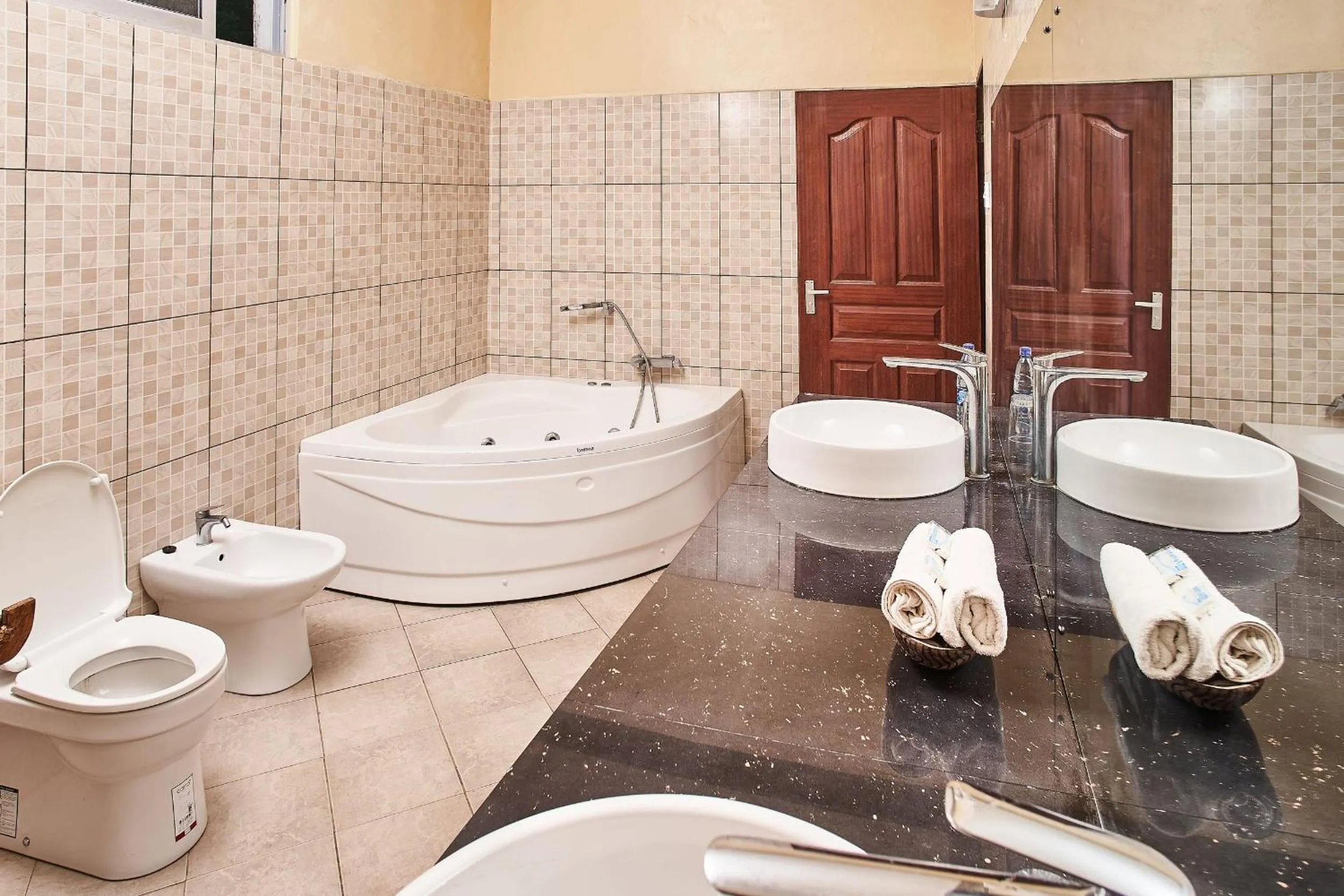 Bath in Coral Beach Resort