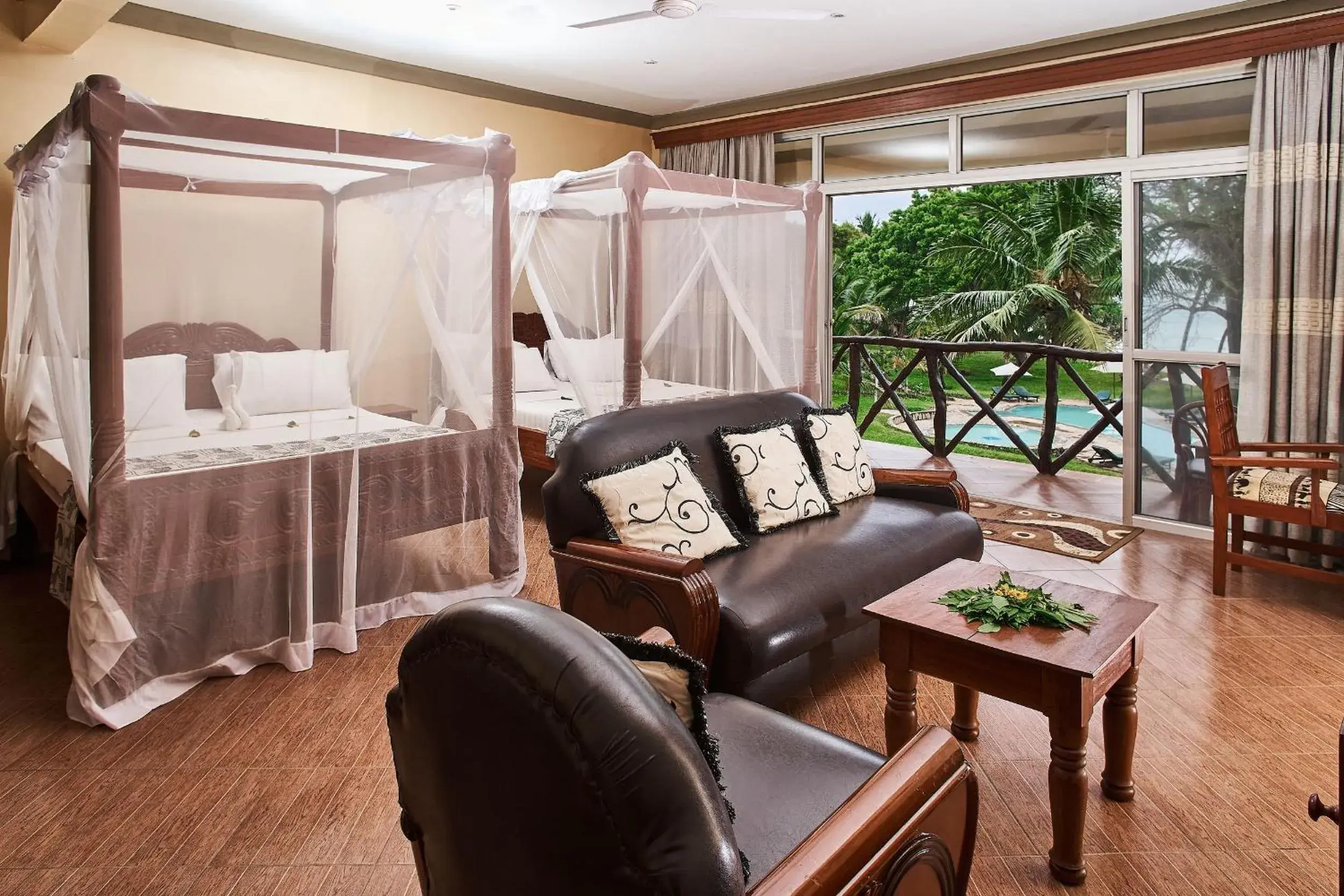 Superior Twin Room with Sea View in Coral Beach Resort Superior Twin Room with Sea View in Coral Beach Resort