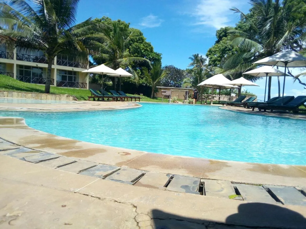 Swimming pool in Coral Beach Resort