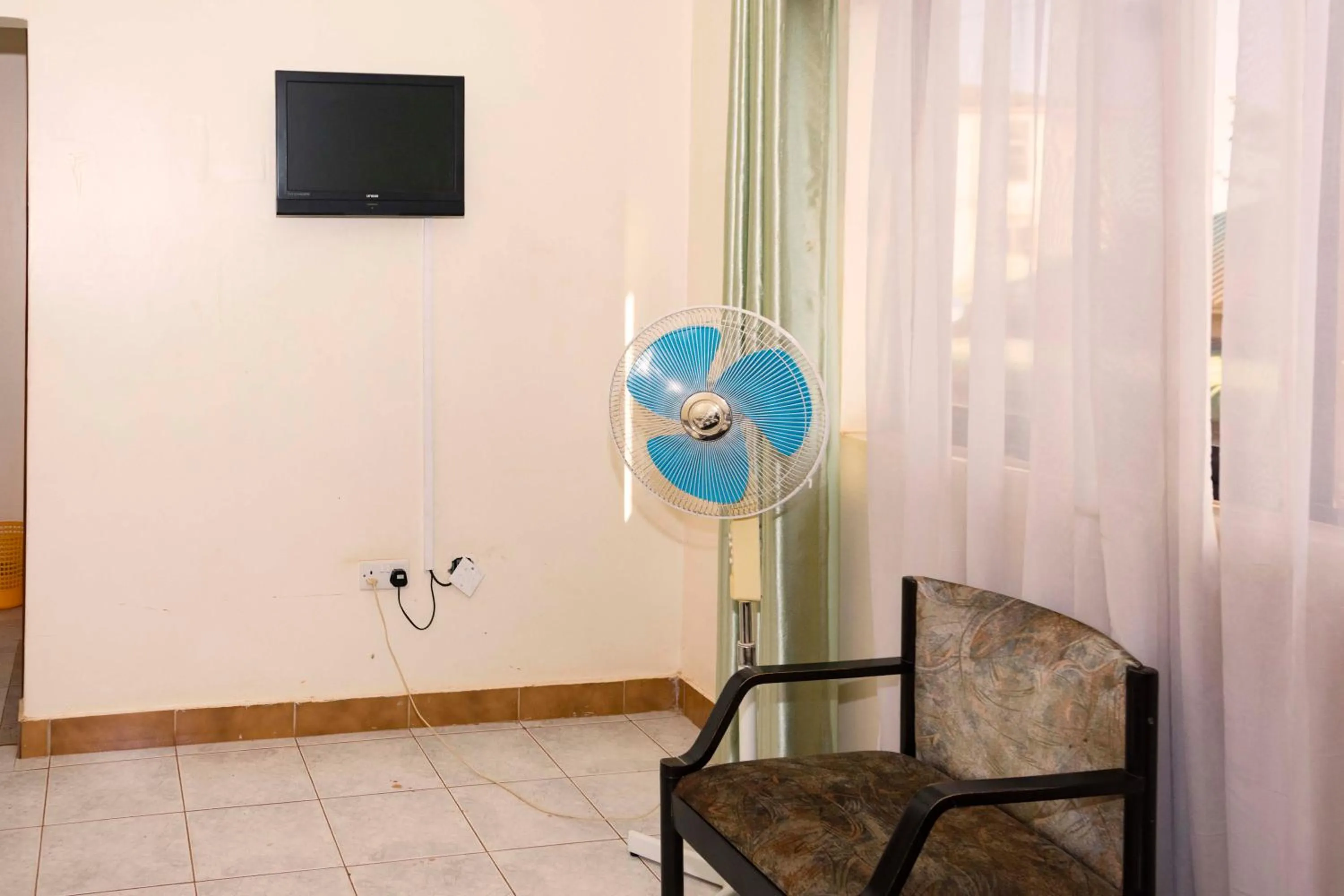 TV and multimedia in Hotel Millenium Kampala Zaana