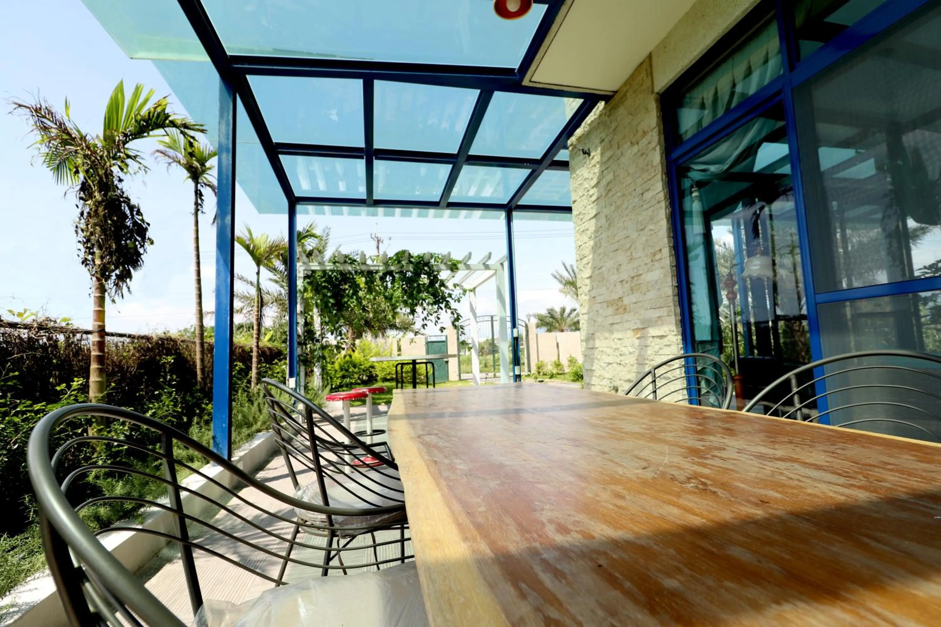 Balcony/Terrace in Zen Ocean