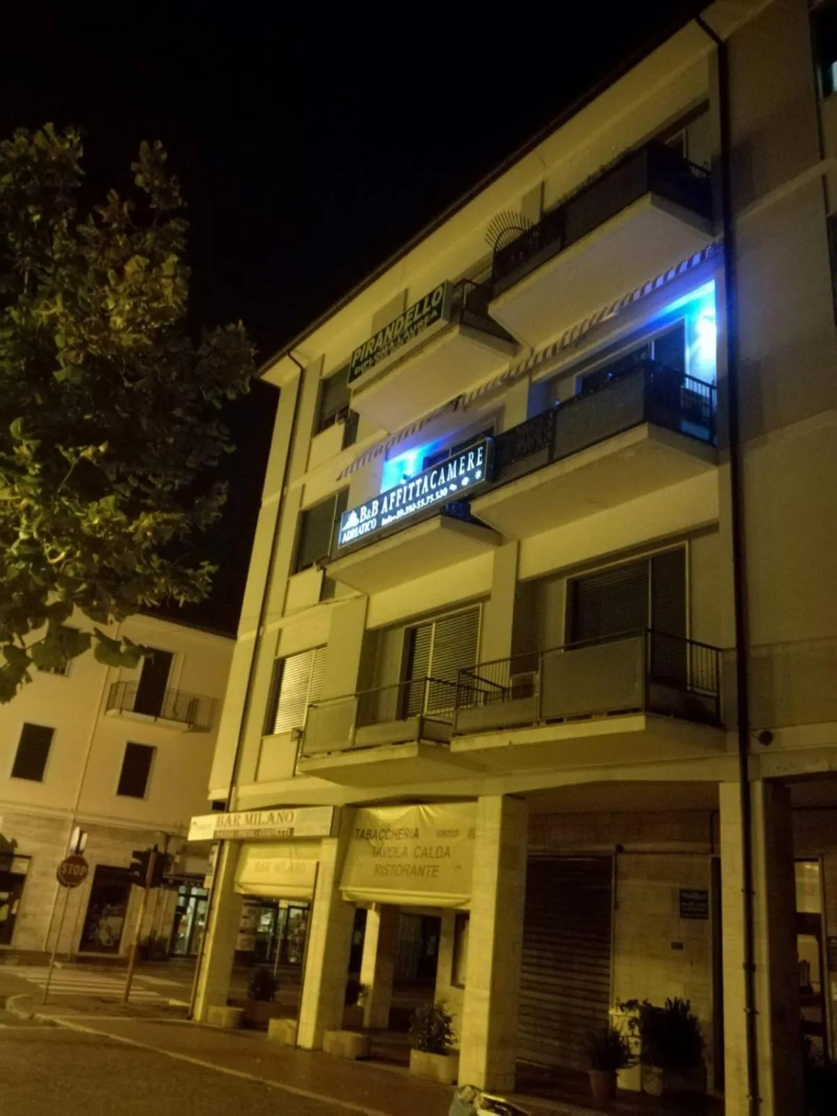 Facade/entrance in B&B Adriatico