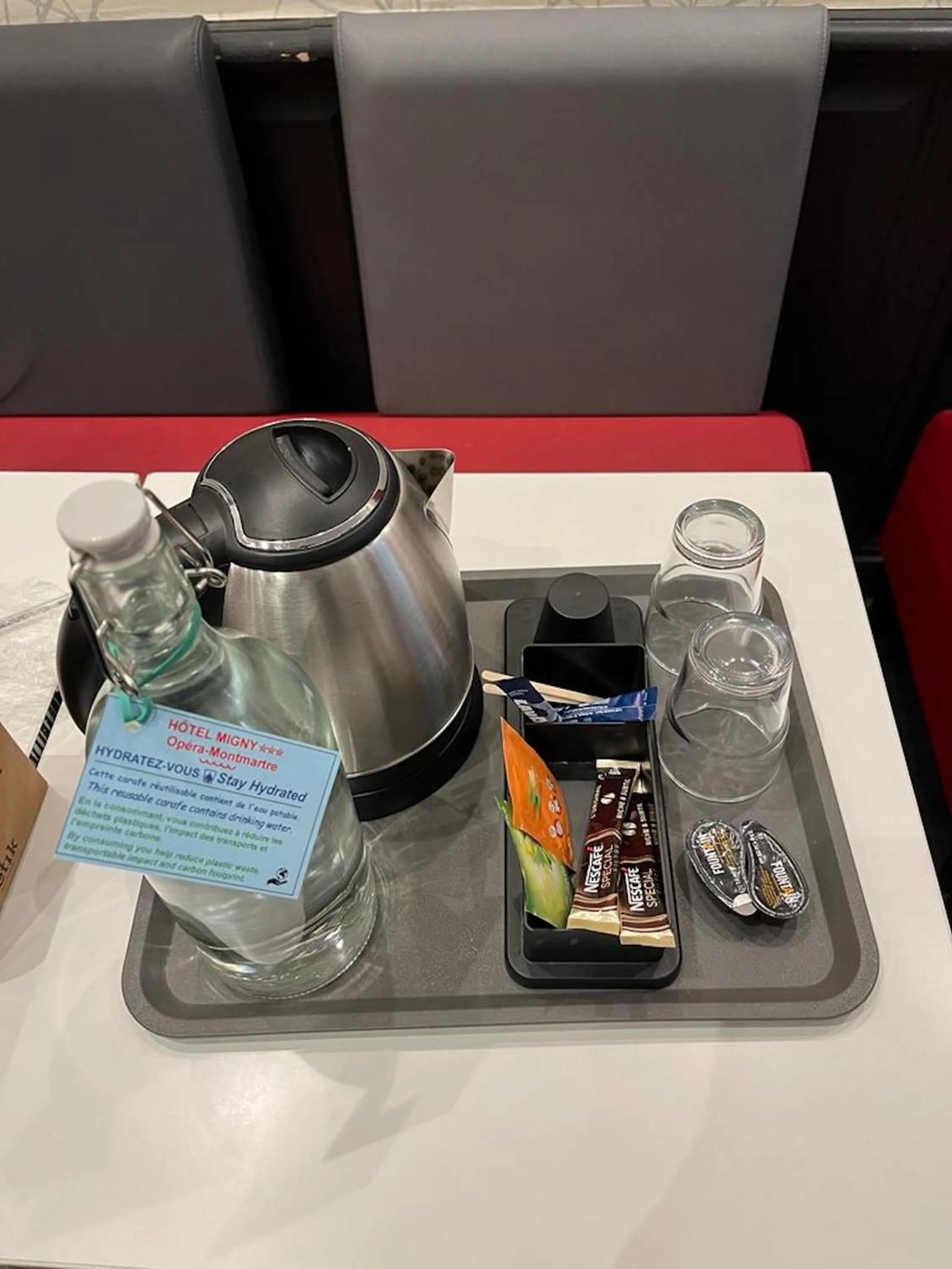 Coffee/tea facilities in Hotel Migny Opéra Montmartre