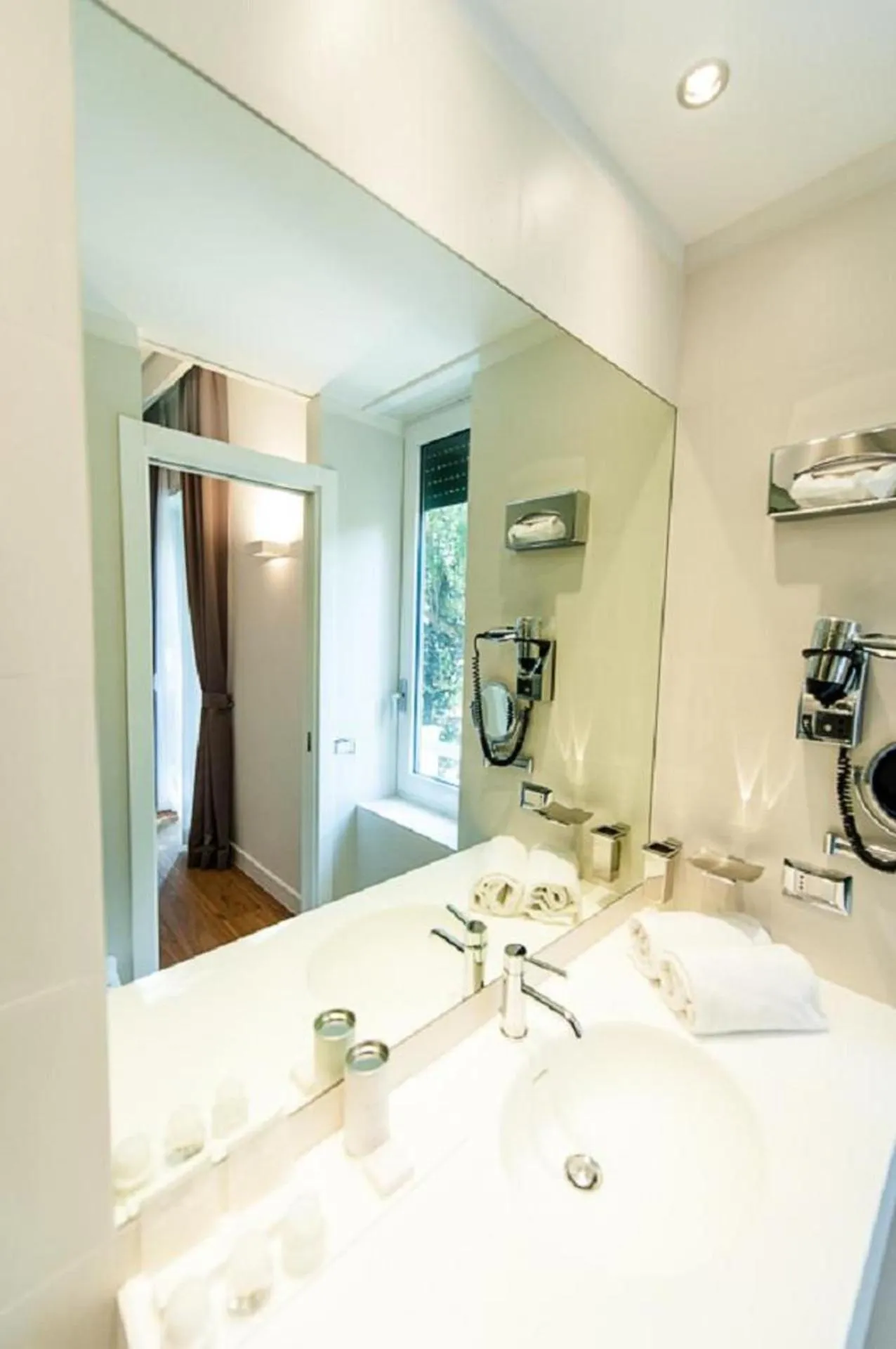 Bathroom in LHP Suite Santa Margherita