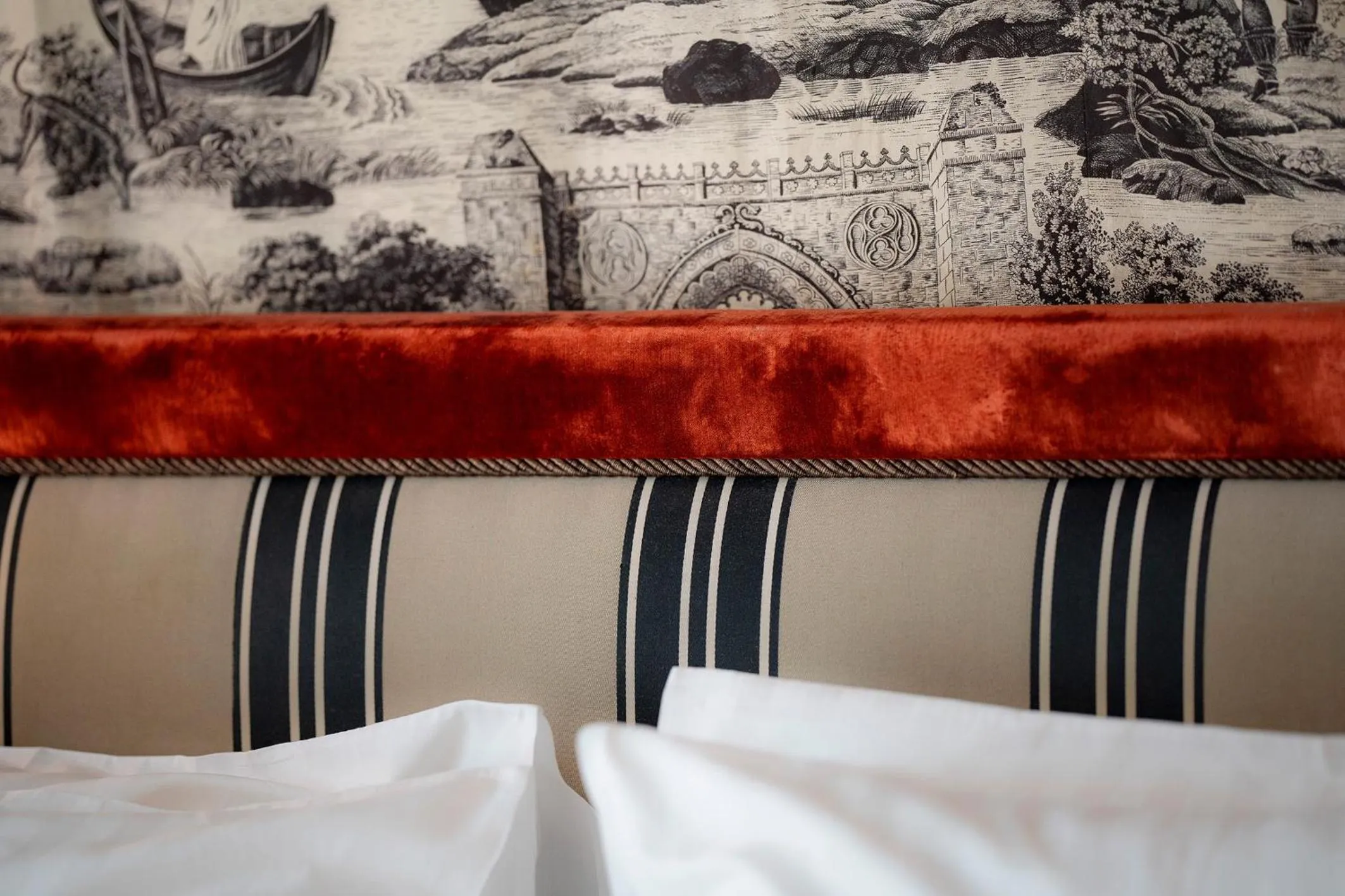 Bedroom, Bed in Maison Athénée