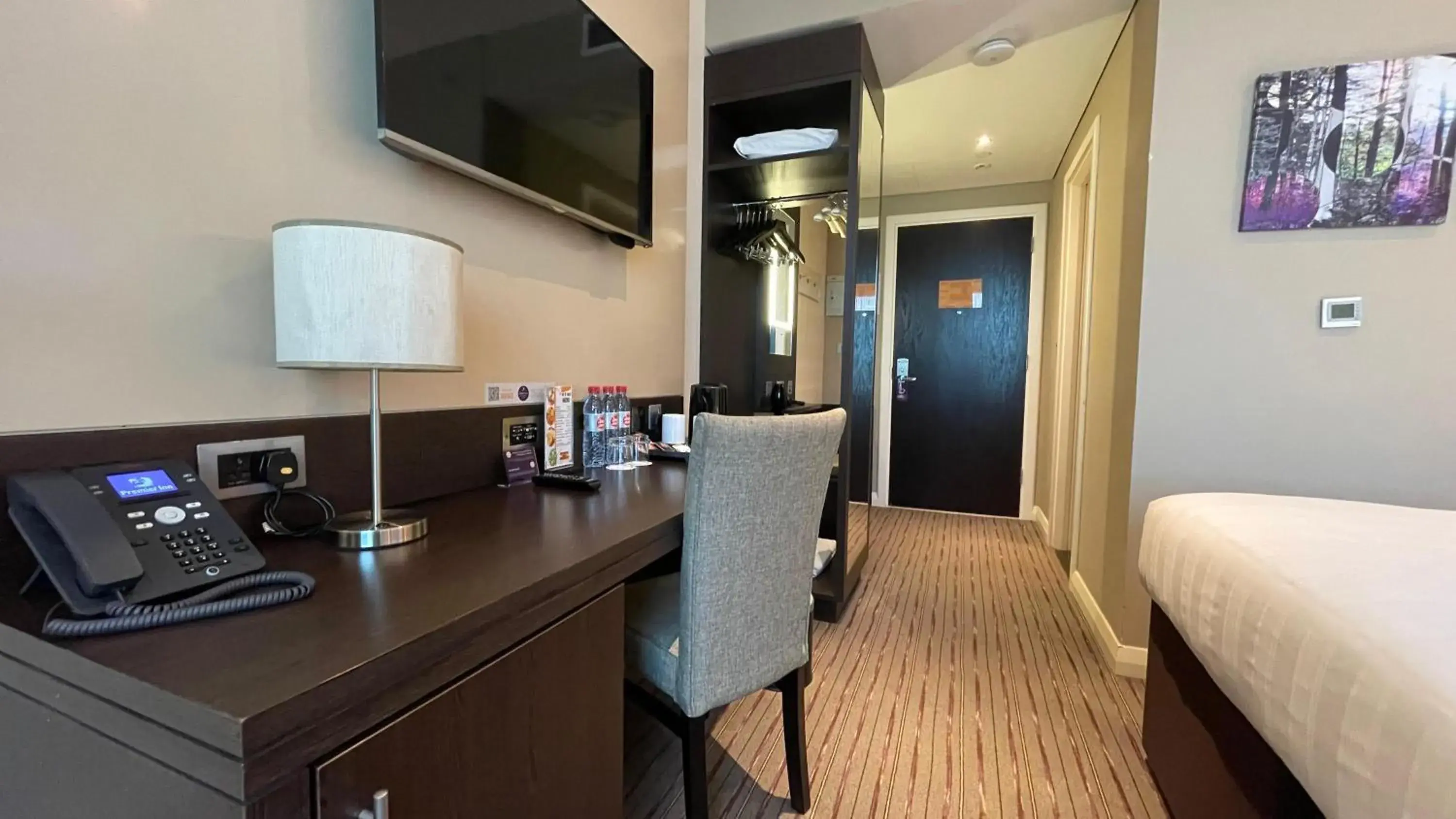 Double Room - Smoking in Premier Inn Doha Education City Double Room - Smoking in Premier Inn Doha Education City