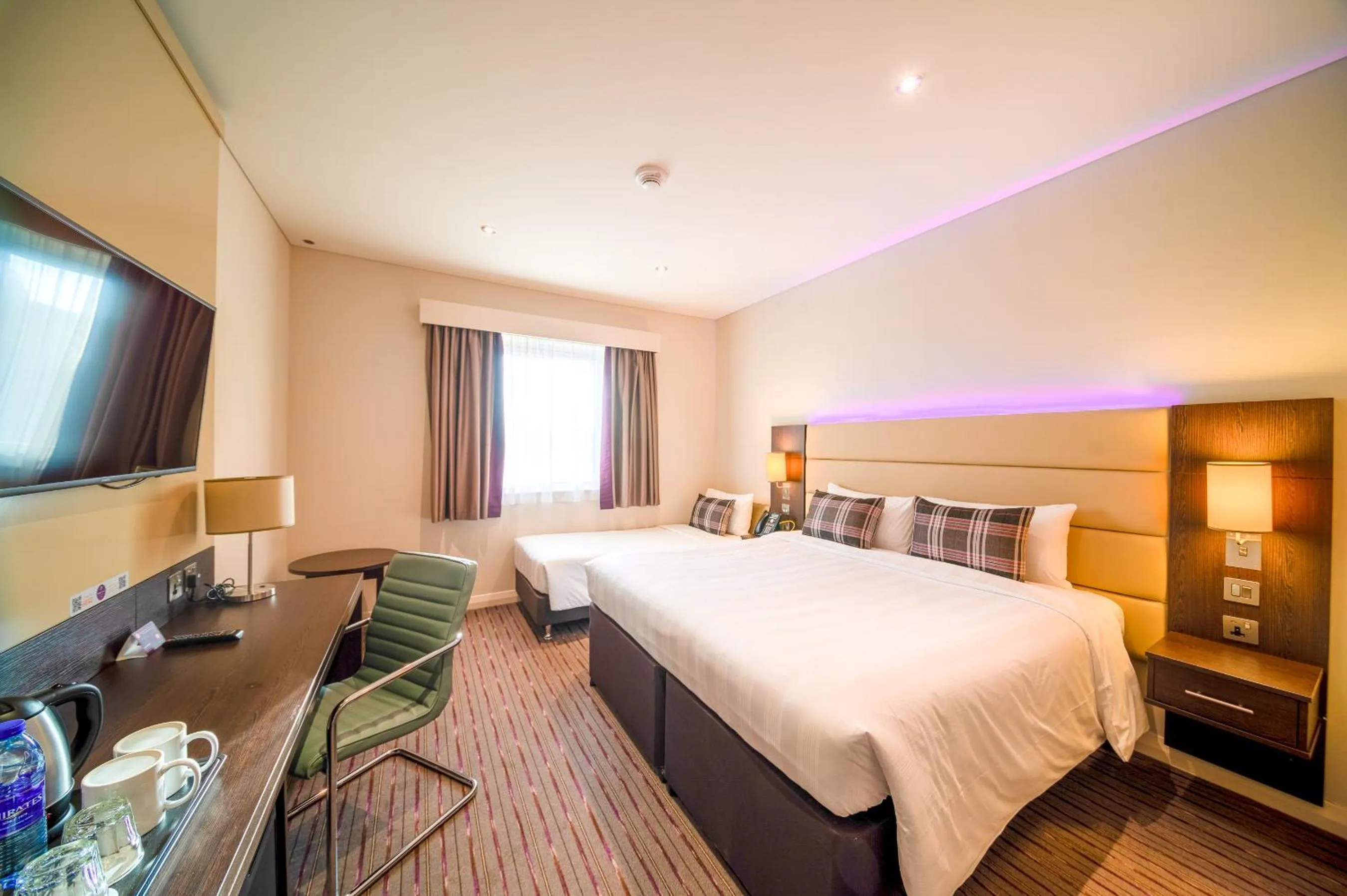 Bed in Premier Inn Doha Education City