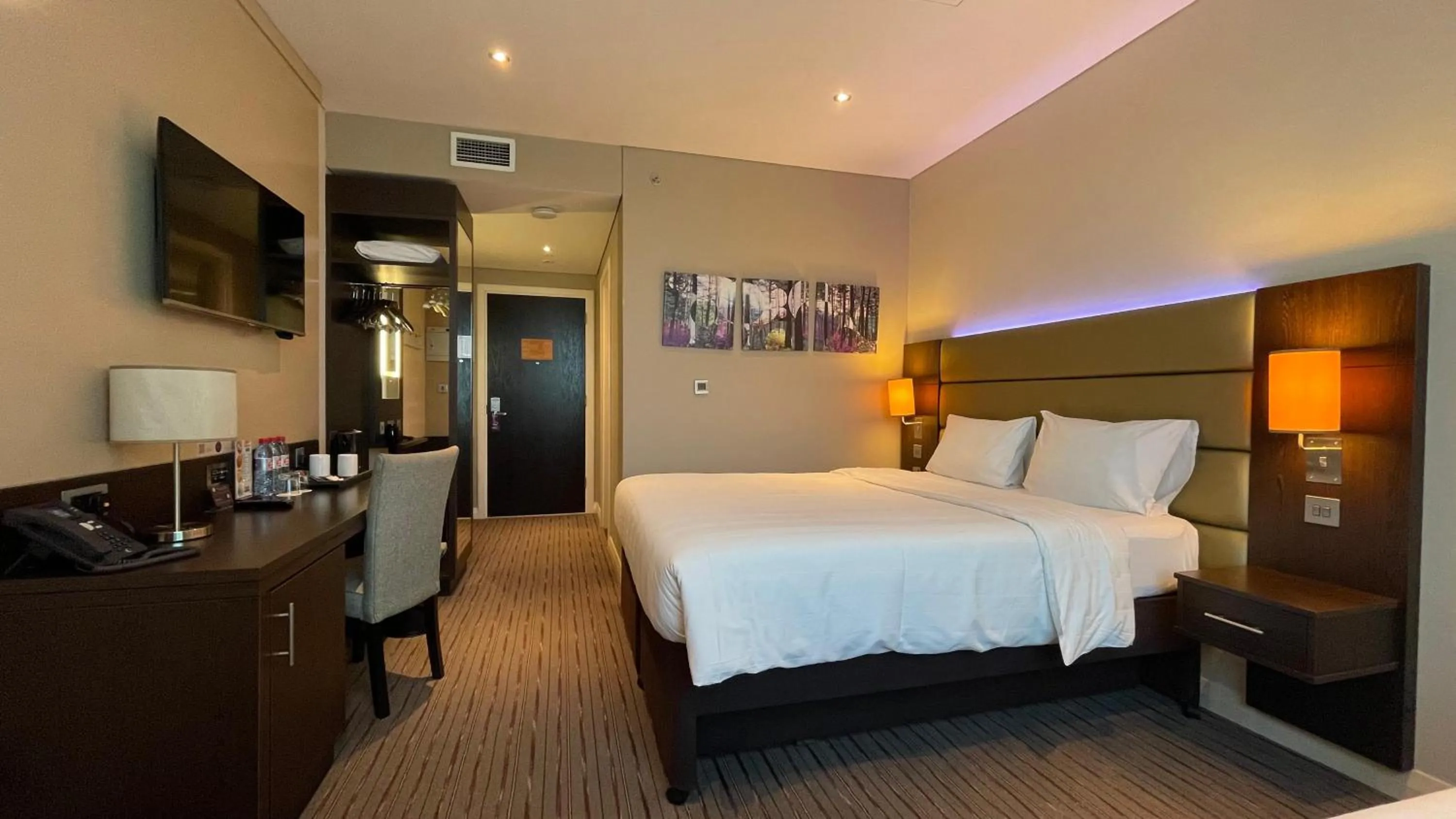 Photo of the whole room, Bed in Premier Inn Doha Education City