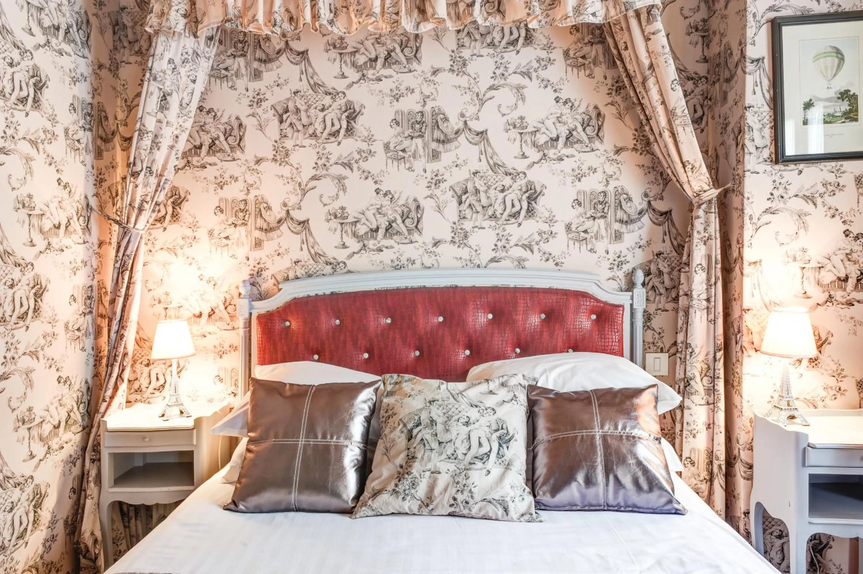 Bedroom, Bed in ZE Hotel